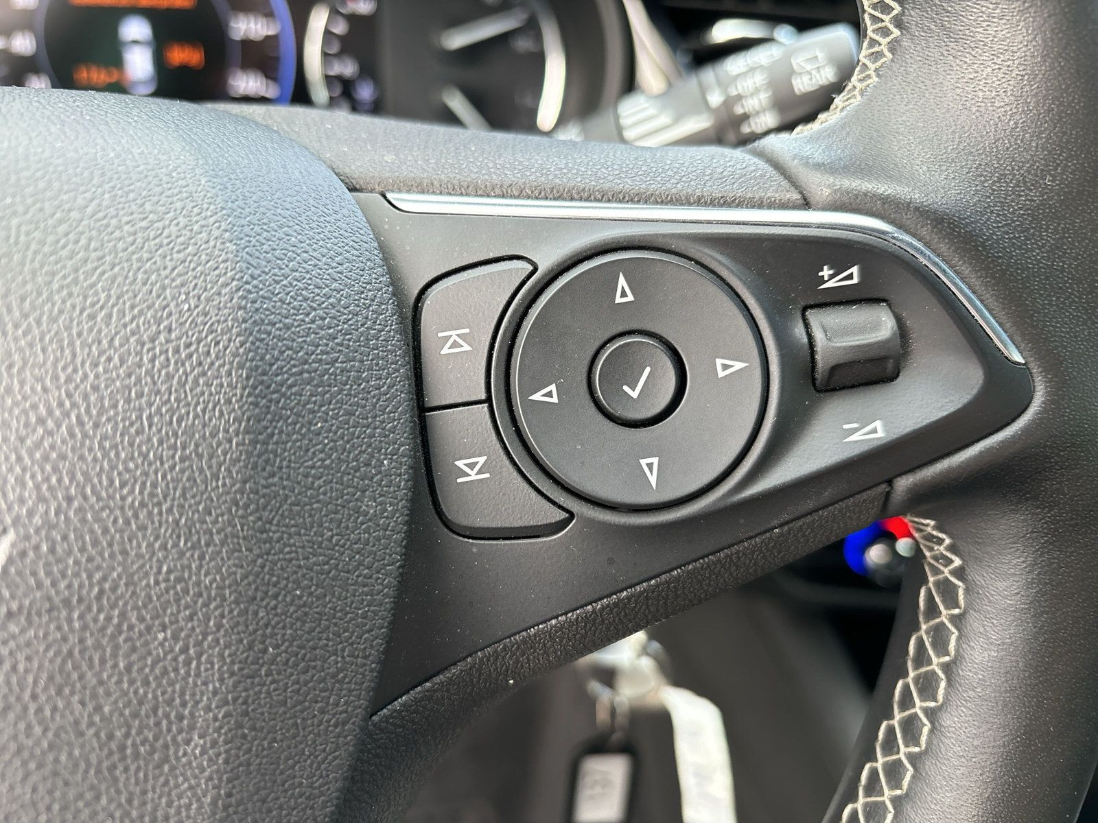 Insignia B ST Elegance +ALLWETTER+PDC+KAMERA+LED