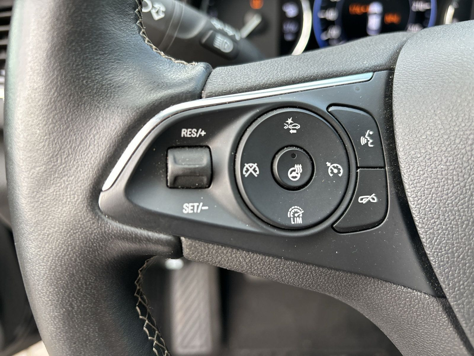 Insignia B ST Elegance +ALLWETTER+PDC+KAMERA+LED