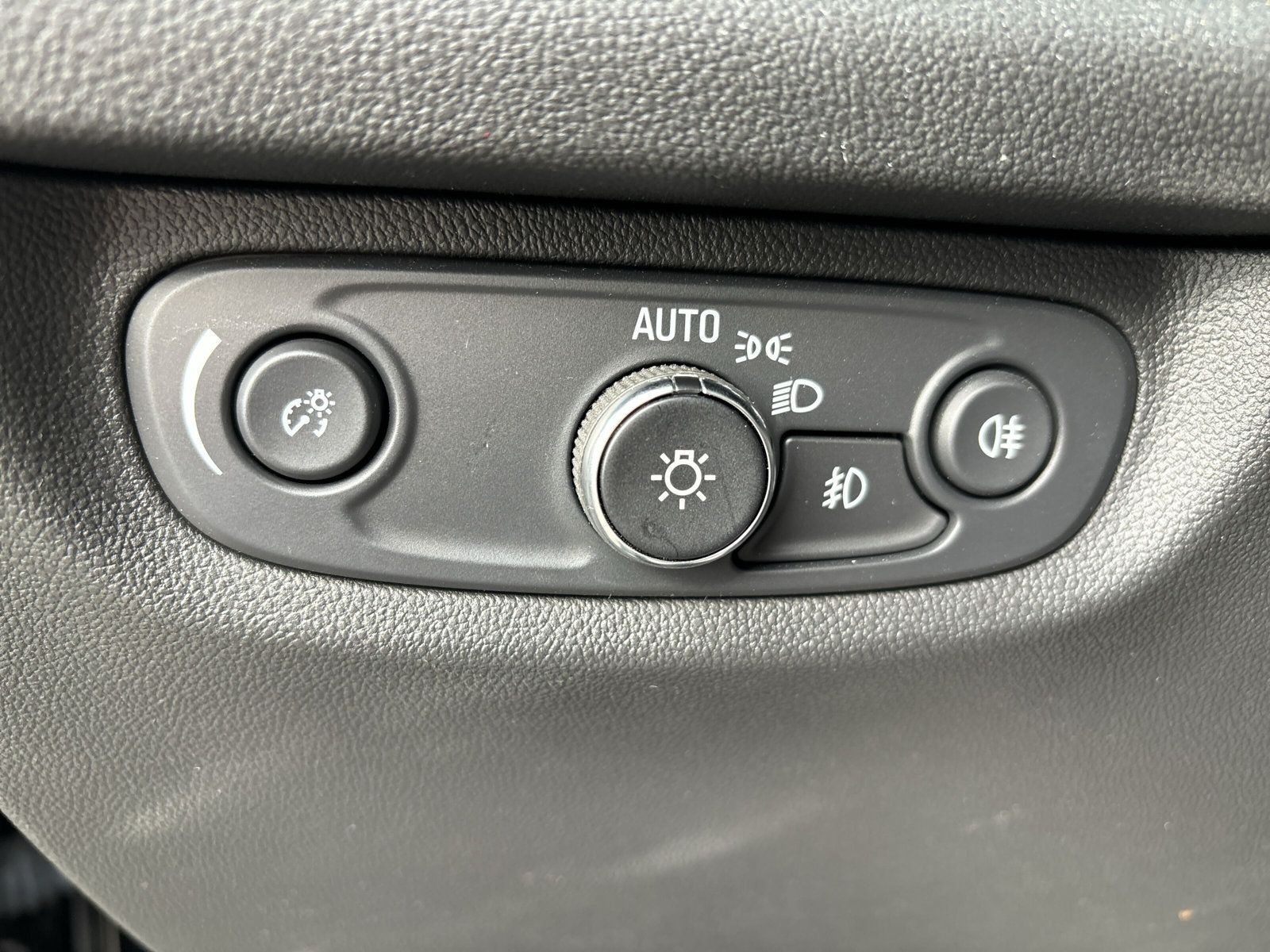 Insignia B ST Elegance +ALLWETTER+PDC+KAMERA+LED