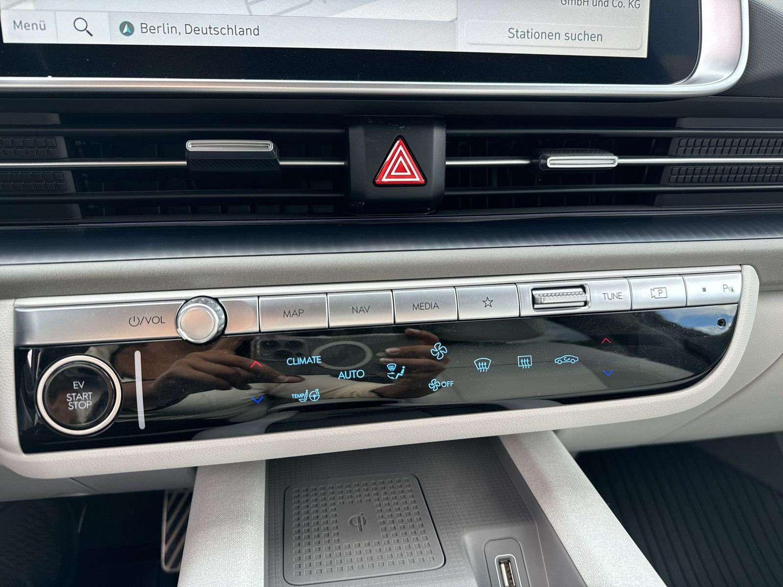 IONIQ 6 77,4kWh 4WD UNIQ+LEDER+BOSE+MATRIX+ 360°