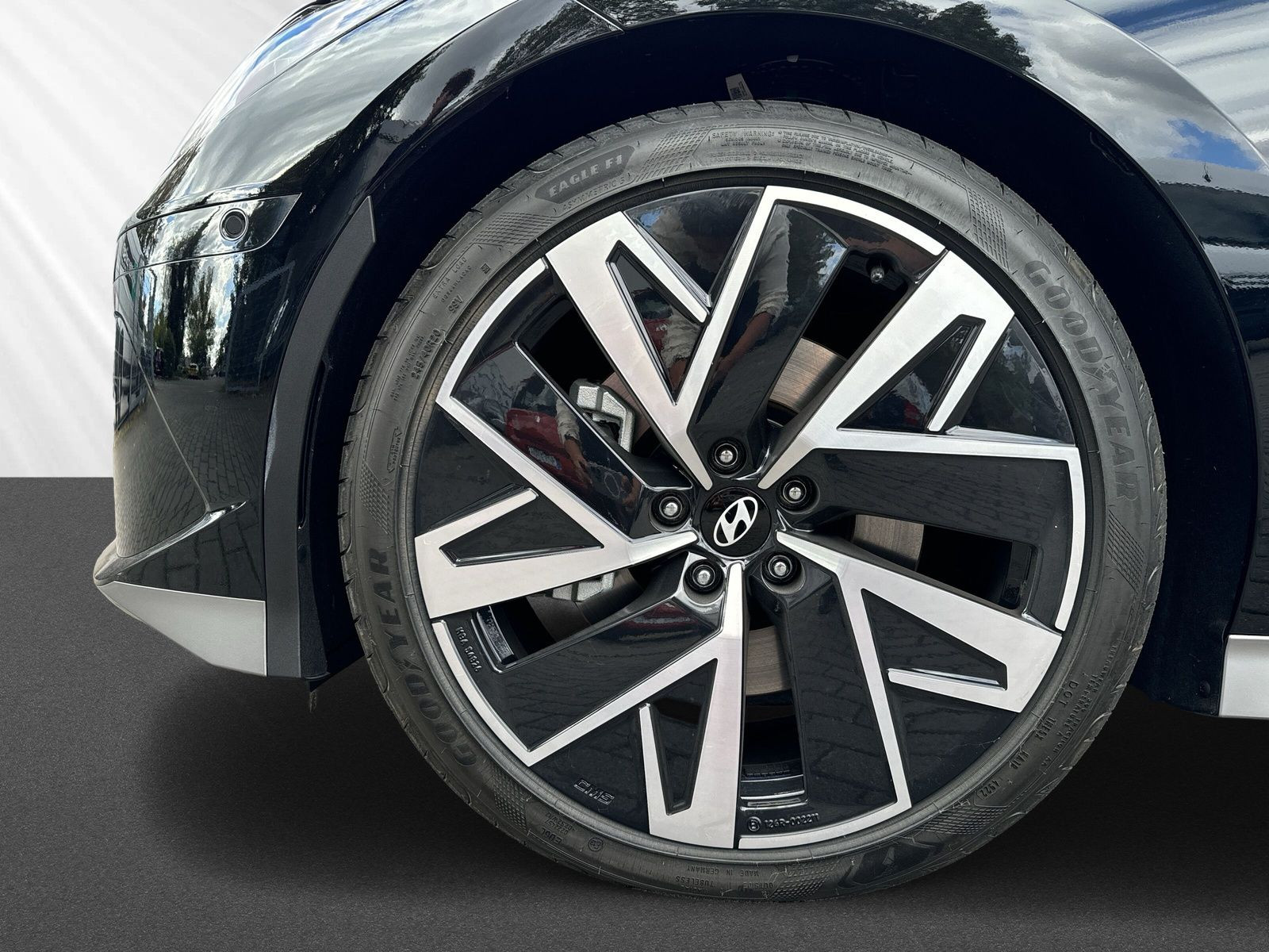 IONIQ 6 77,4kWh 4WD UNIQ+LEDER+BOSE+MATRIX+ 360°