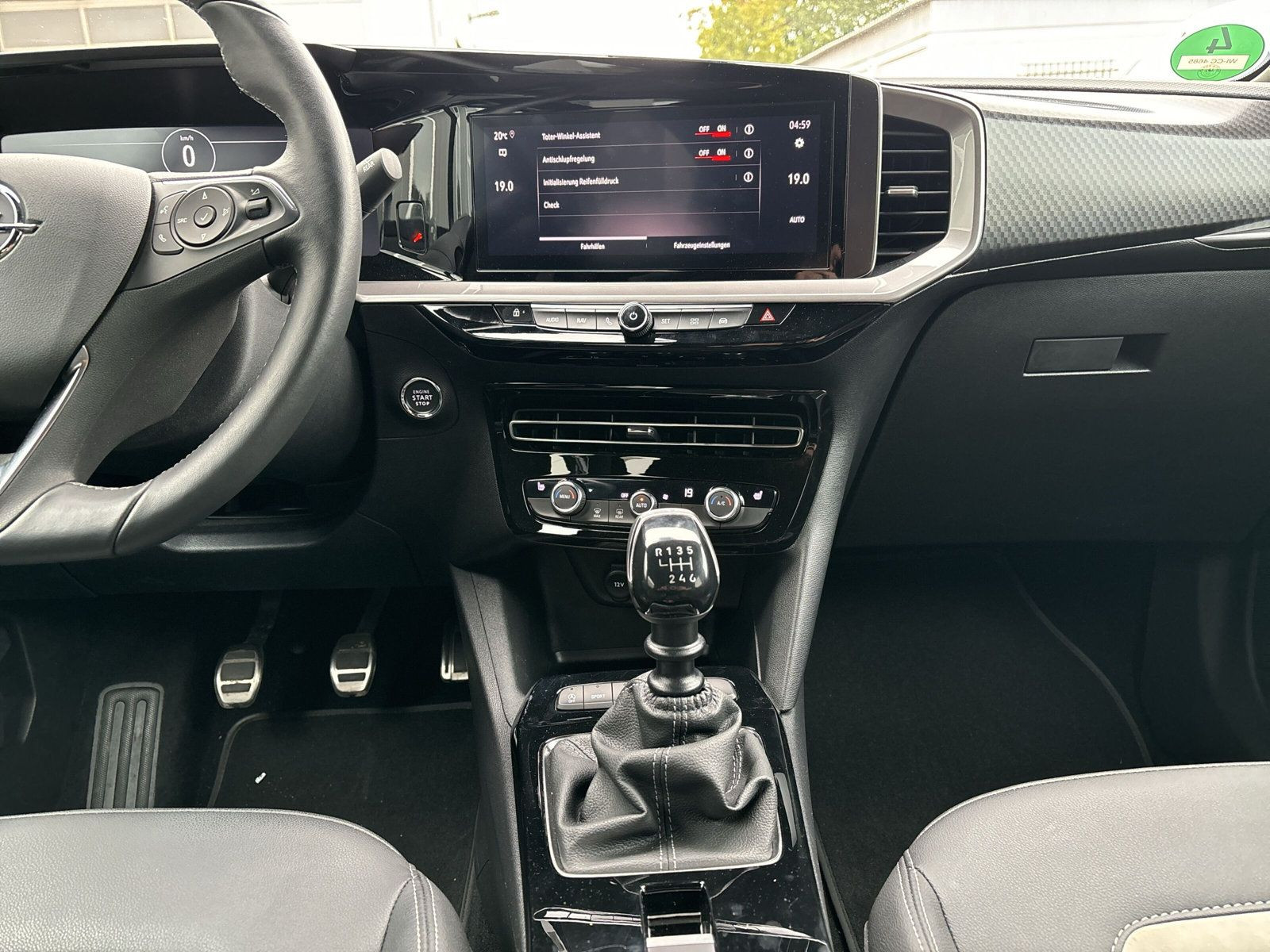 Mokka Ultimate 1.2+PDC+KAM+NAVI+SHZ+LHZ+LED