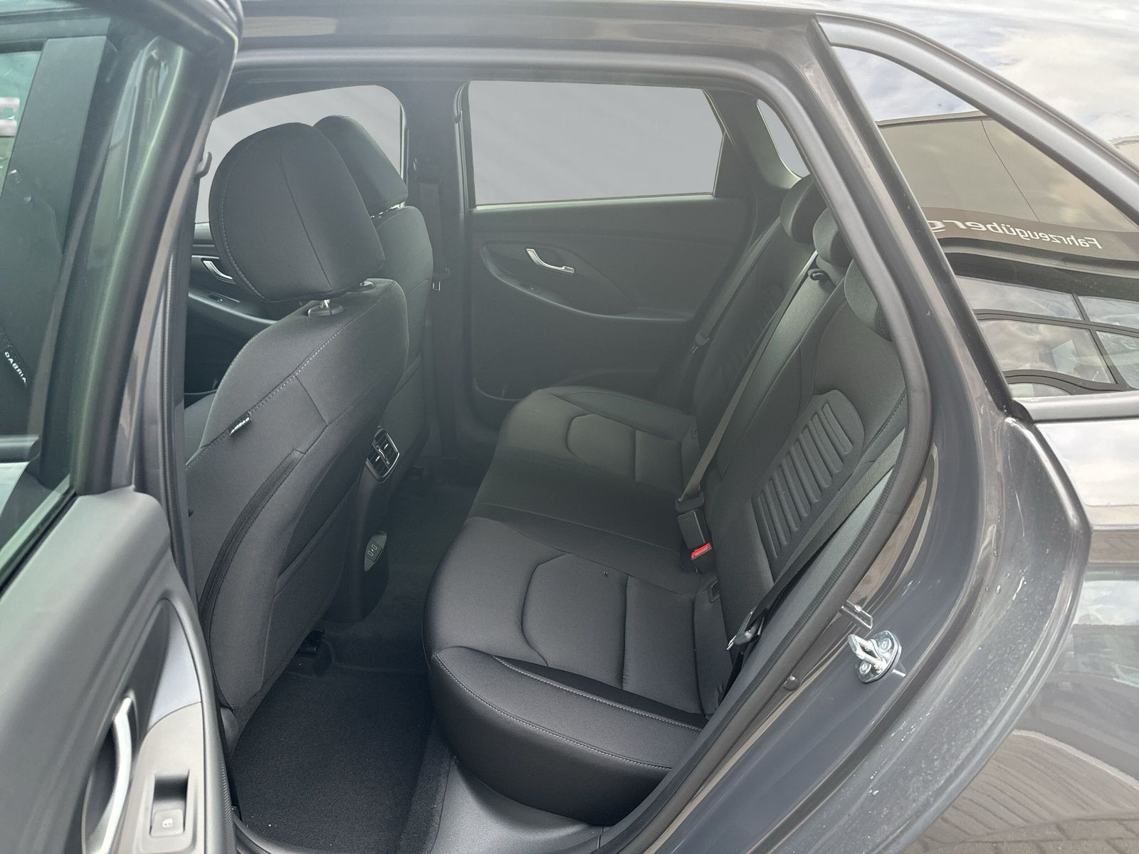 i30 MY25 5T 1.0 T-GDi MT ADVANTAGE+NAVI+LED+SHZ+
