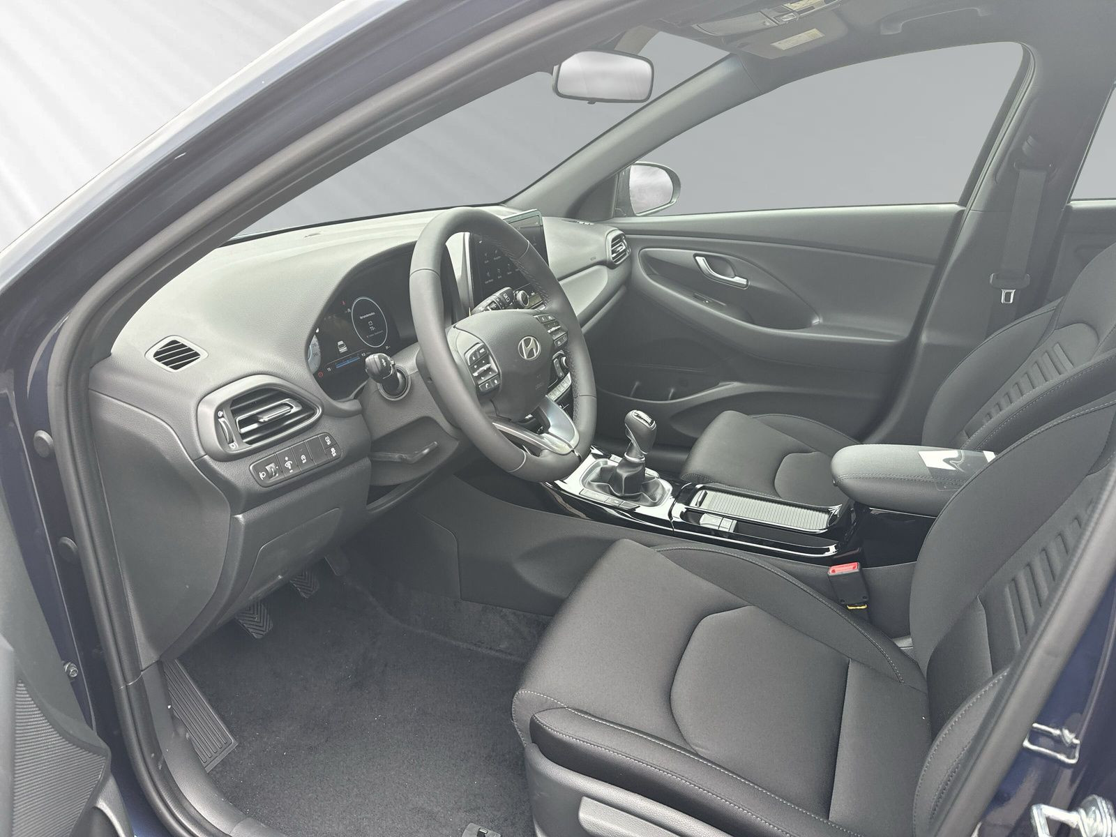 i30 MY25 5T 1.0 T-GDi MT ADVANTAGE +NAVI+LED+SHZ