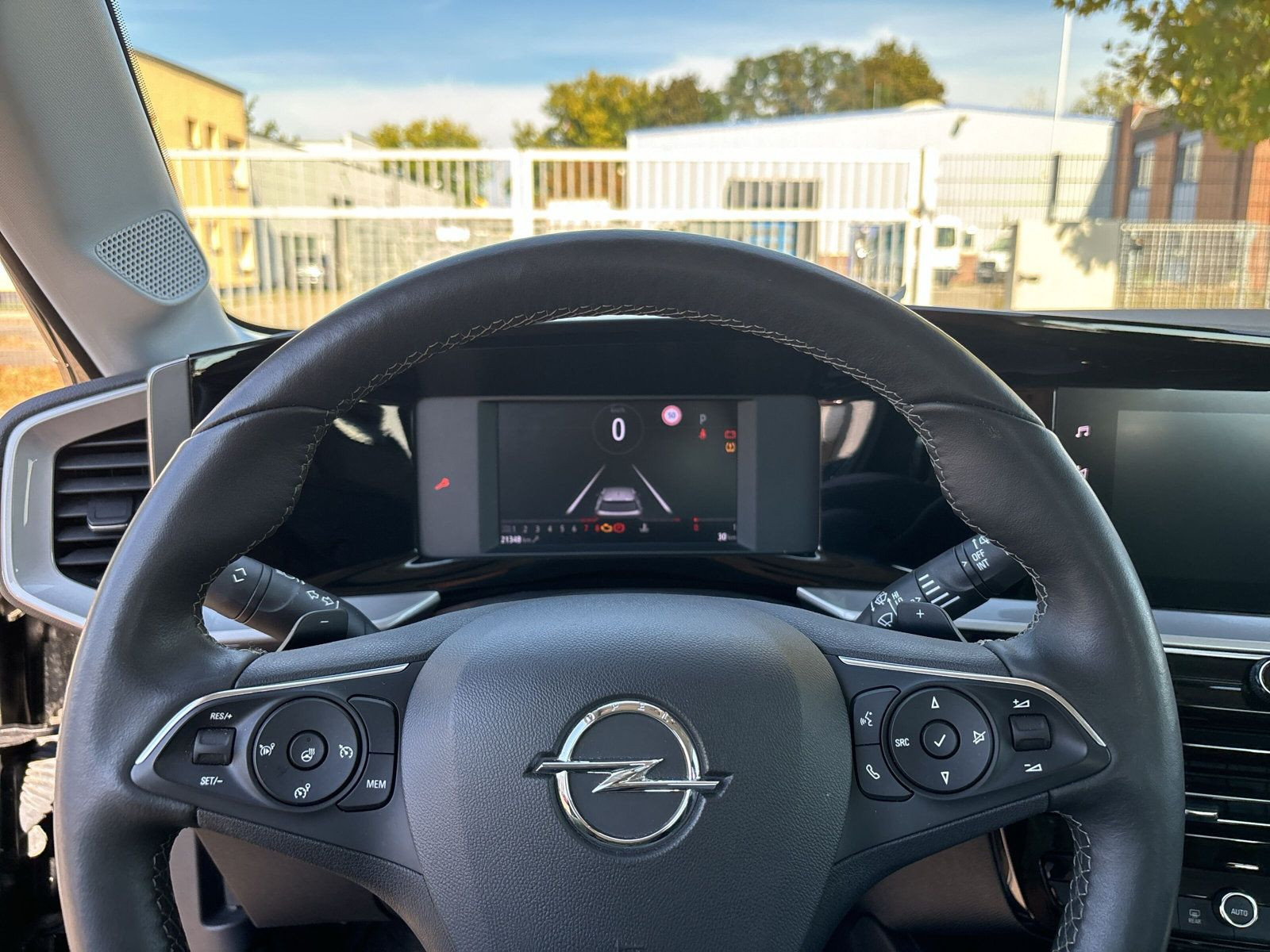 Mokka Elegance 130PS+NAVI+KAMERA+SITZHEIZ+PDC+++