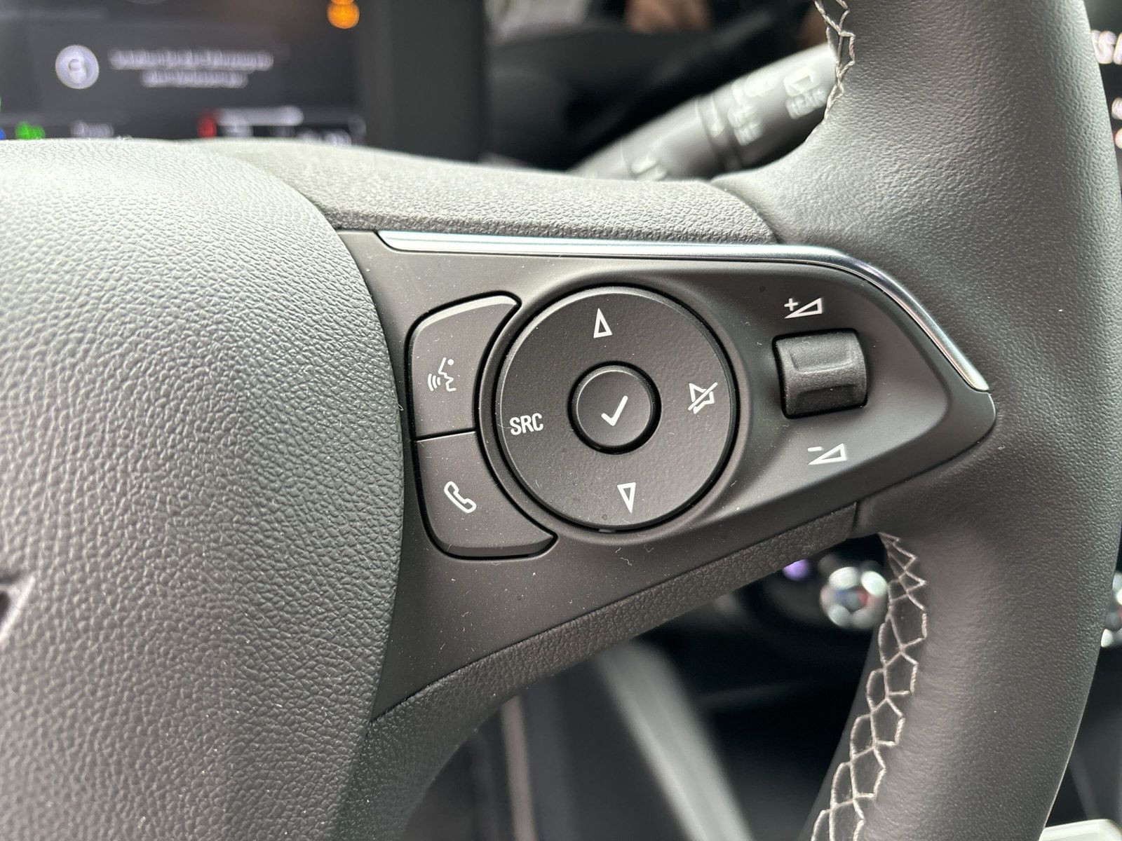 Mokka-e Gs 136PS+SITZHEIZ+KAMERA+PDC+KEYLES