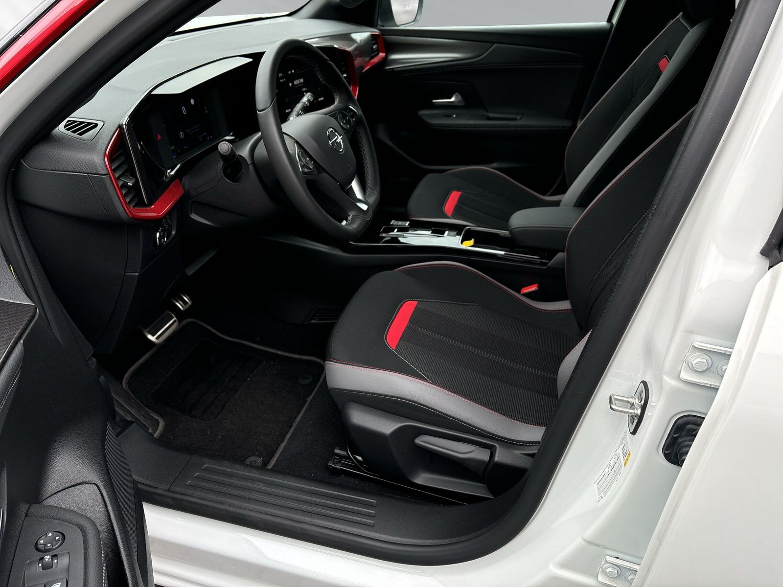 Mokka-e Gs 136PS+SITZHEIZ+KAMERA+PDC+KEYLES