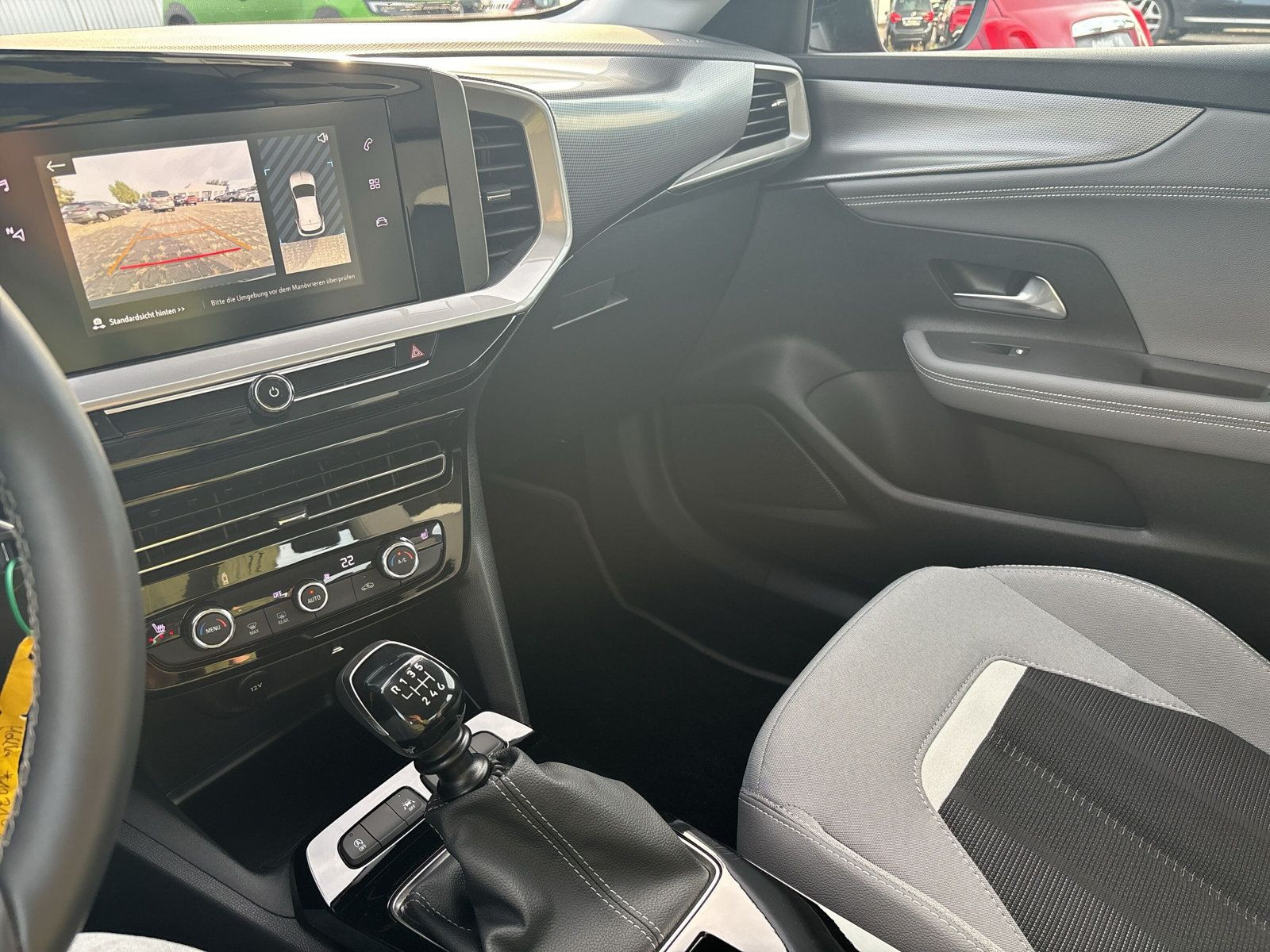 Mokka Elegance 1.2+NAVI+KAMERA+SITZHEIZ+PDC+++