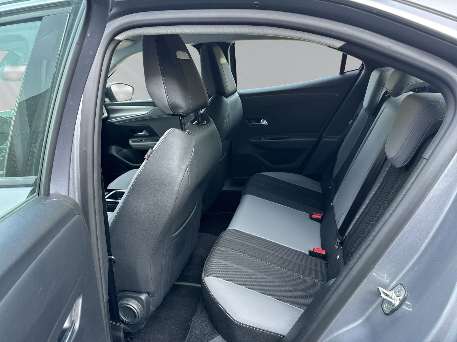 Mokka ELEGANCE 1.2+LED+NAVI+PDC+KAMERA+4SE+