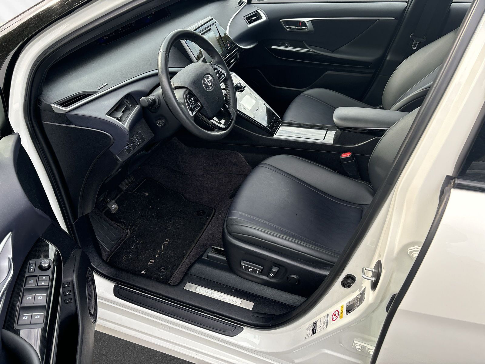 Mirai Advanced 154PS+WASSERSTOFF+SHZ+LED+