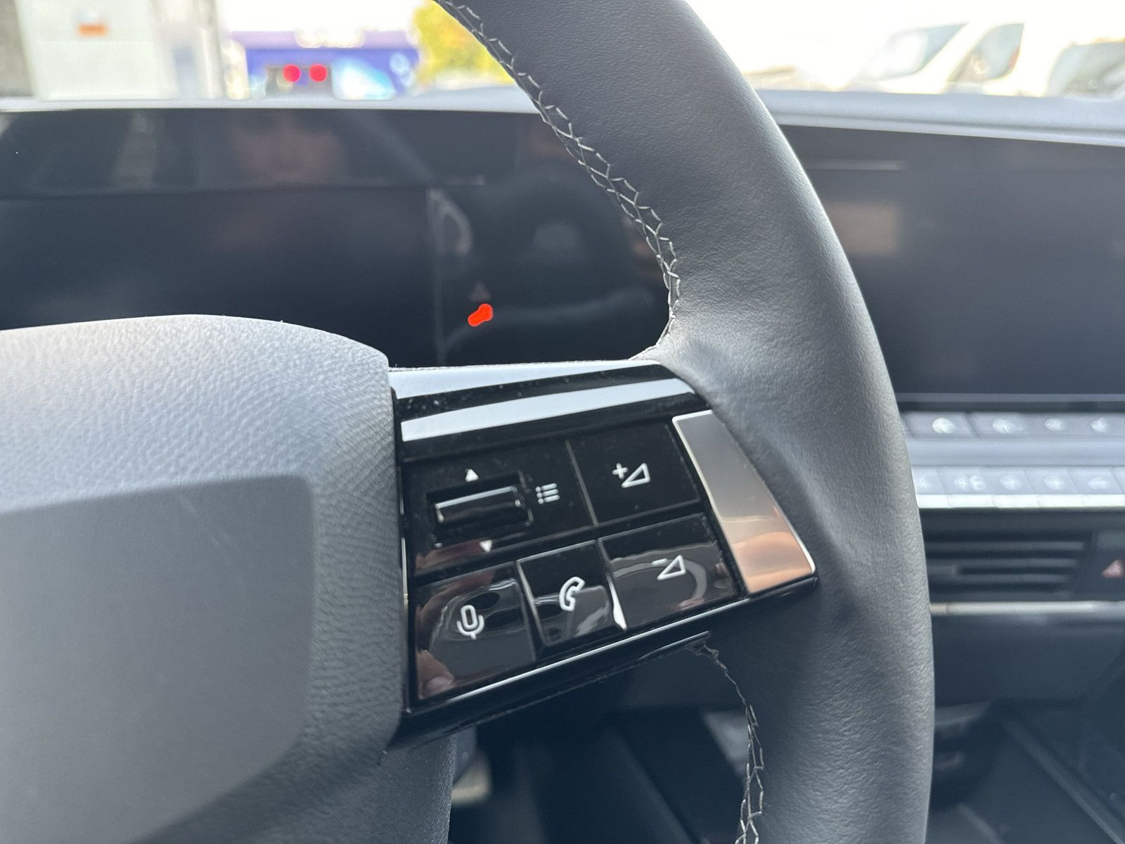 Astra L Elegance 1.2+NAVI+ALLWETTER+PDC+CAM