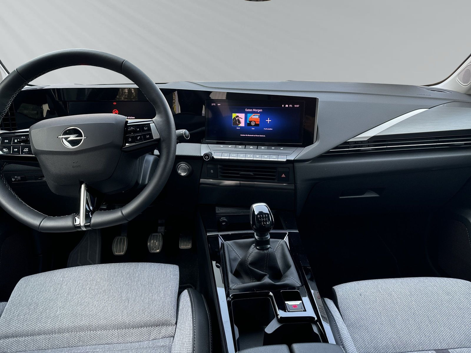 Astra L Elegance 1.2+NAVI+ALLWETTER+PDC+CAM