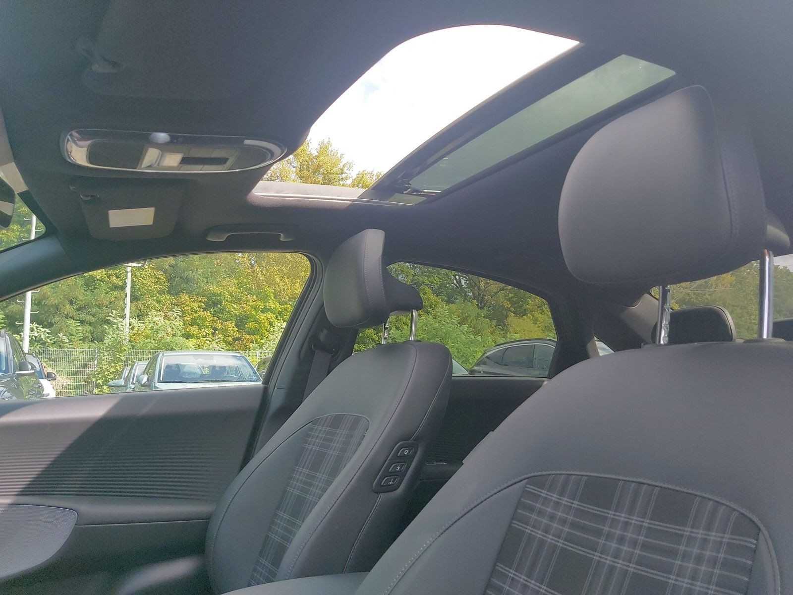 IONIQ 6  77,4 kWH FIRST-EDITION 4WD +LED+HEADUP+
