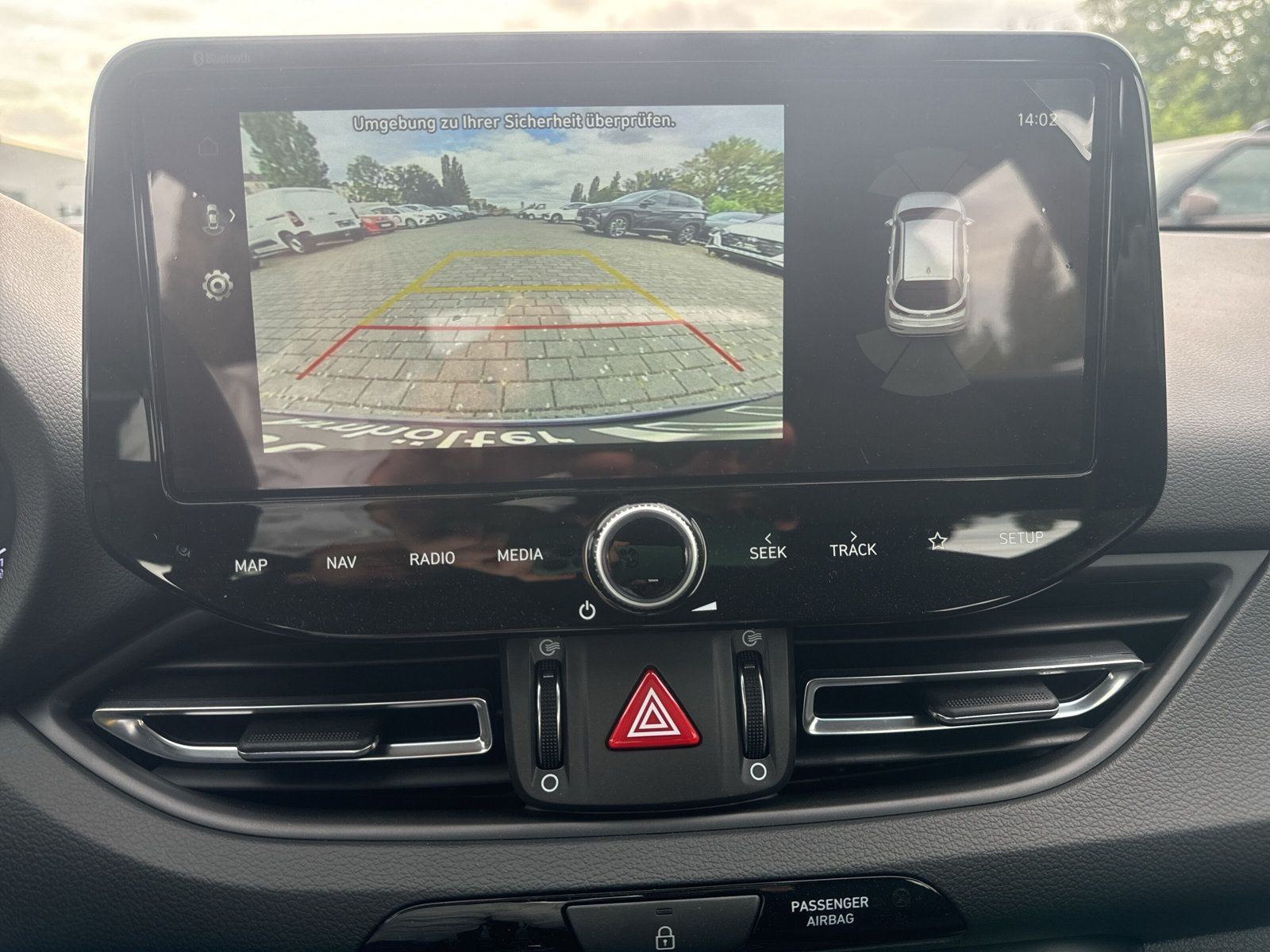 i30 5T 1.0 M/T 48V TREND +NAVIPAKET+KAM+LM+SHZ +