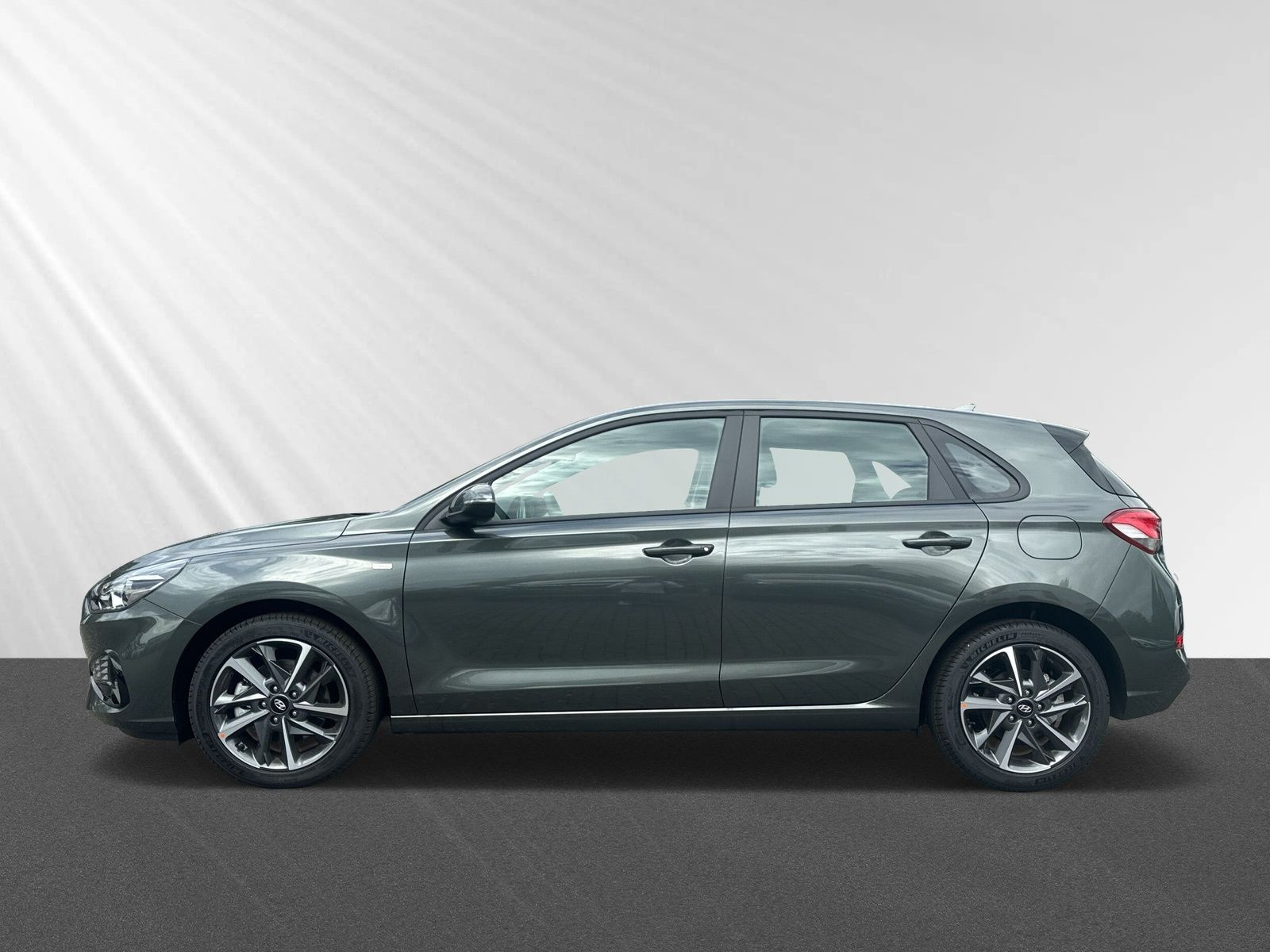 i30 5T 1.0 M/T 48V TREND +NAVIPAKET+KAM+LM+SHZ +
