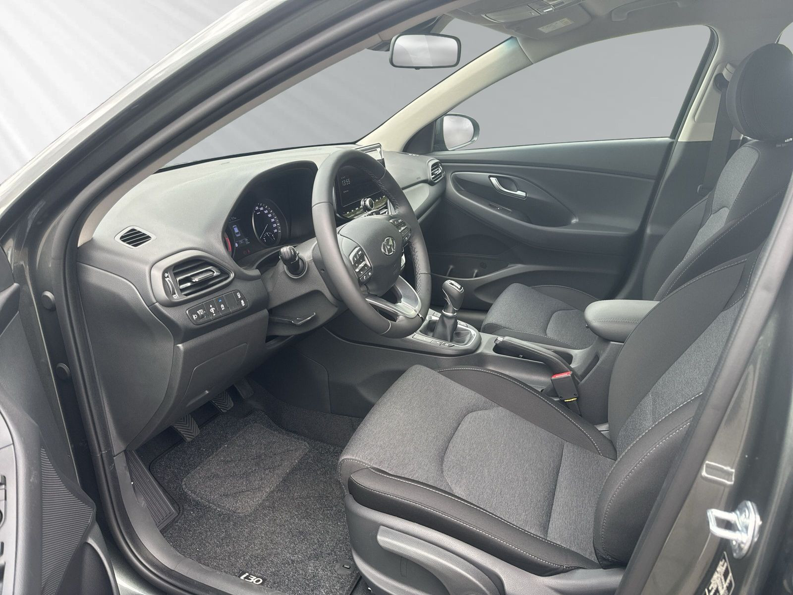 i30 5T 1.0 M/T 48V TREND +NAVIPAKET+KAM+LM+SHZ +