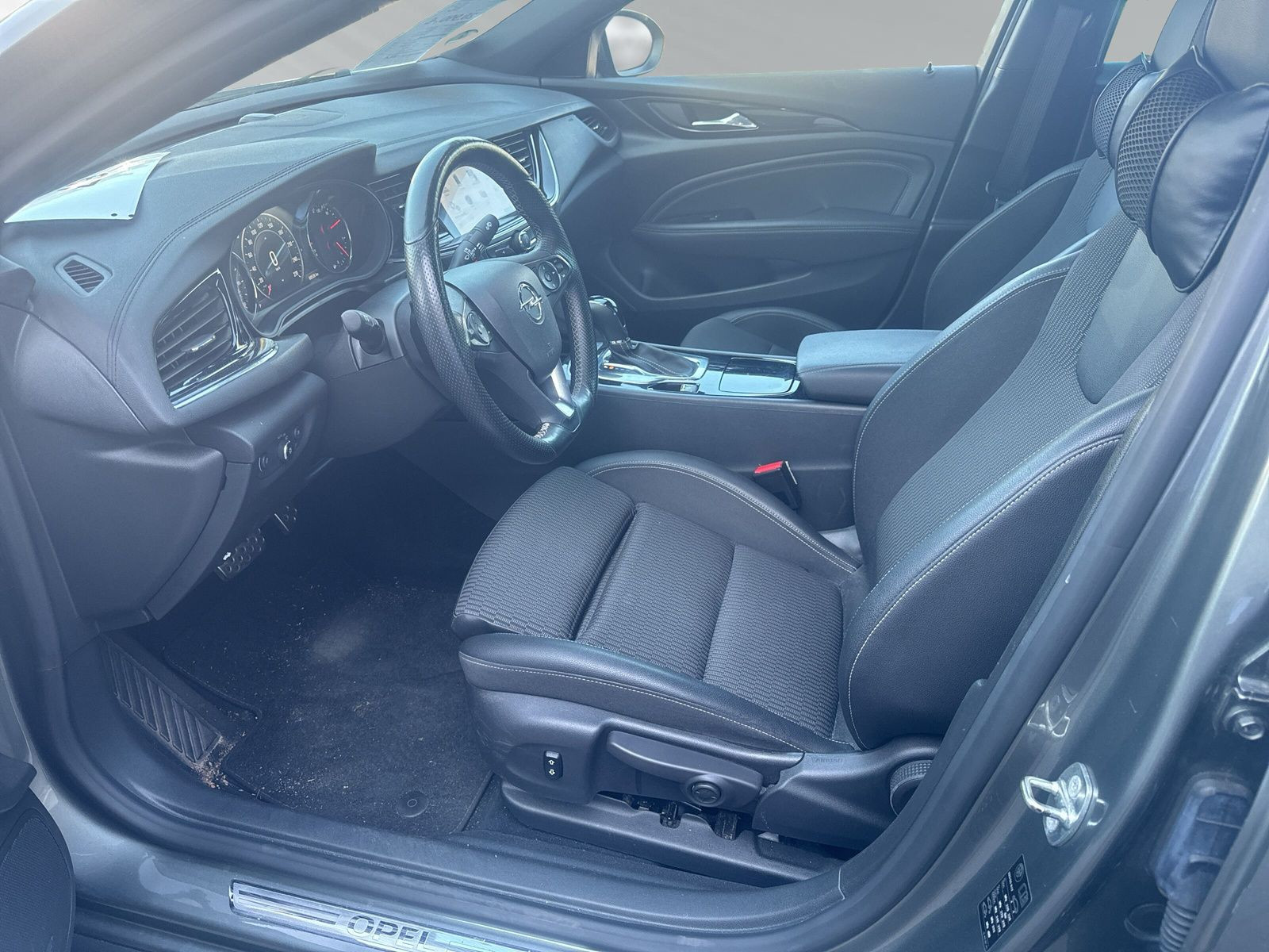 Insignia B GS Dynamic 1.5+NAVI+4SEASON+KEY+