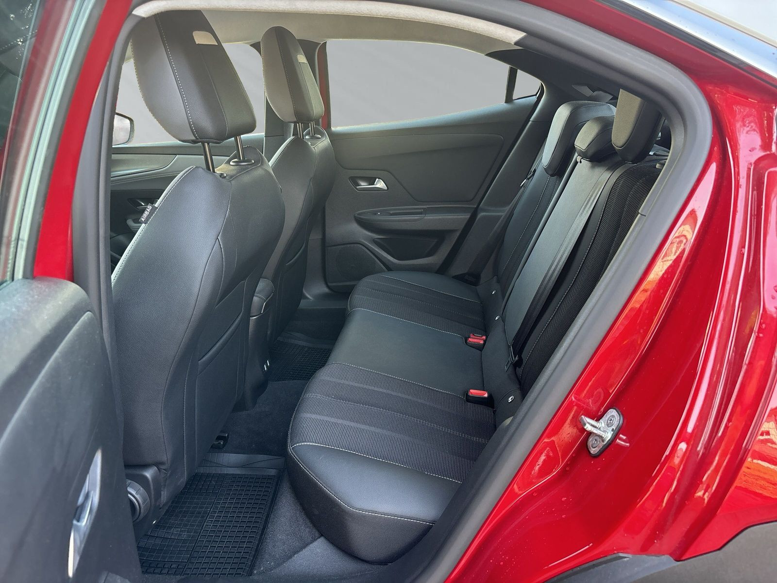 Mokka-e Elegance +TECHNOPAKET+SITZ&LENKHEIZ+KAME