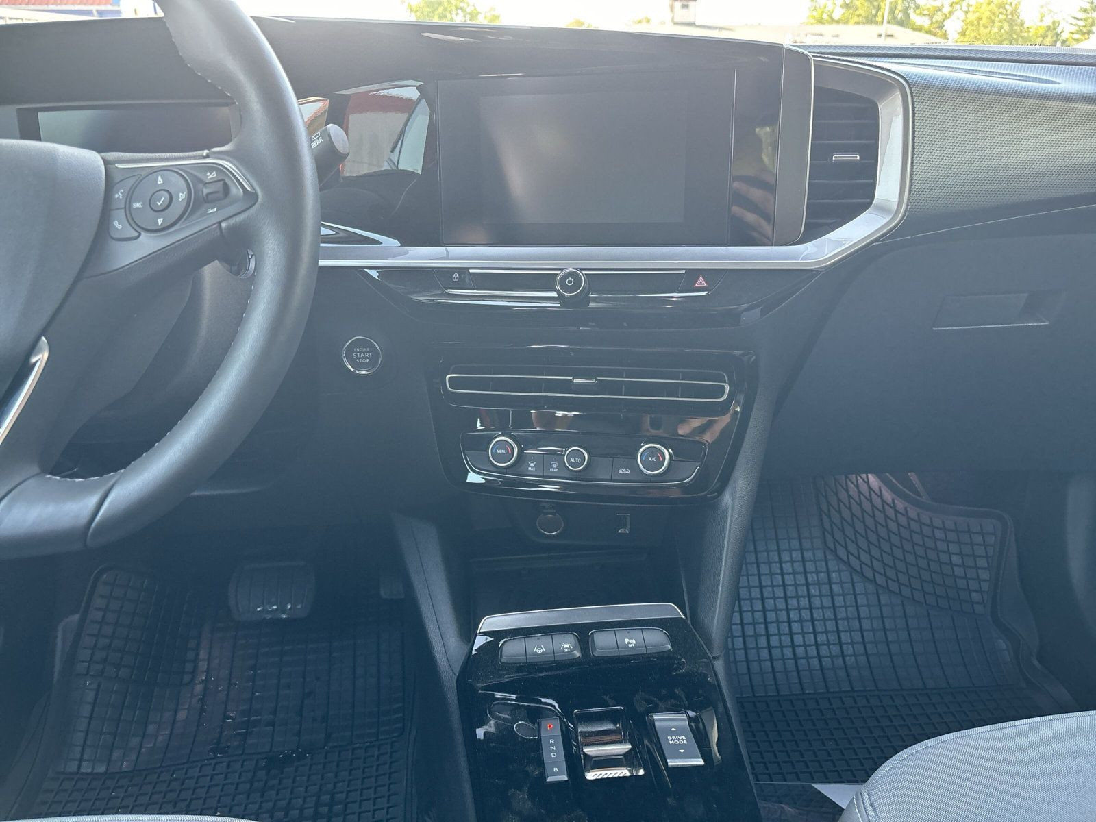 Mokka-e Elegance +TECHNOPAKET+SITZ&LENKHEIZ+KAME