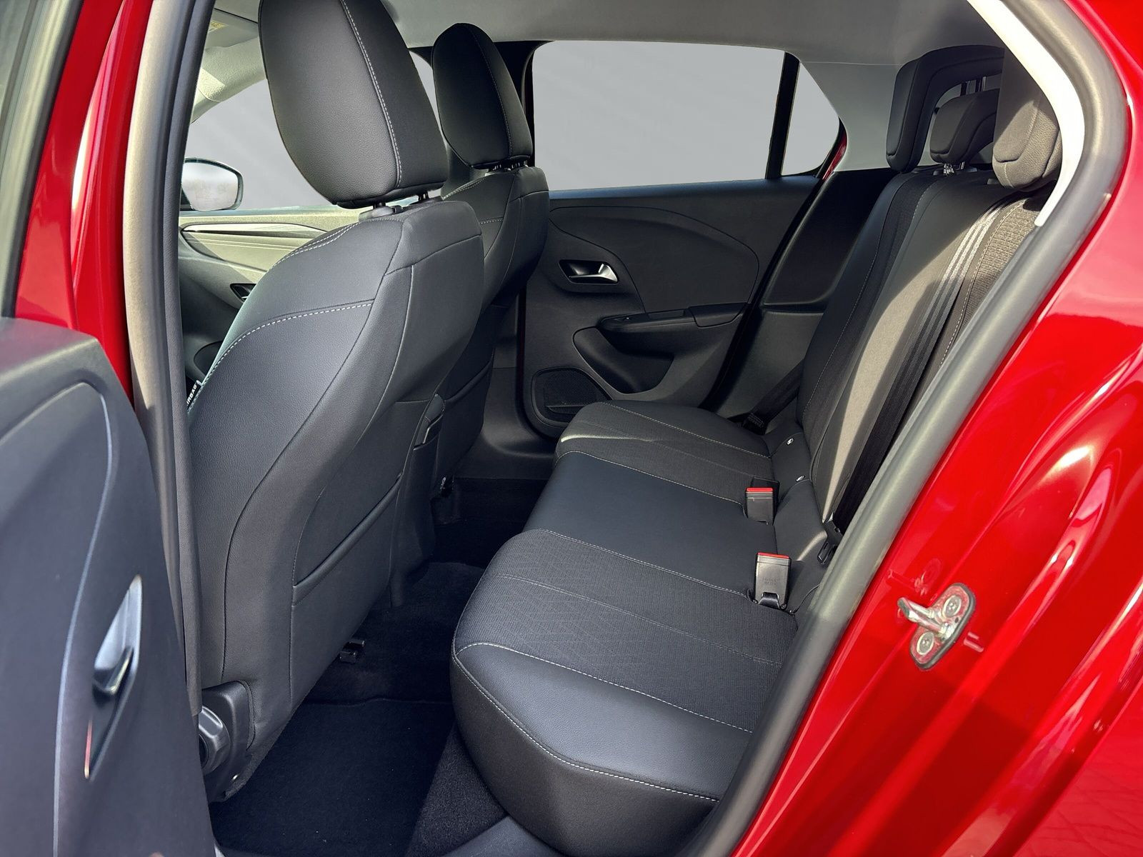 Corsa F Elegance 1.2+NAVI+PDC+KAMERA+ALLWETTER++