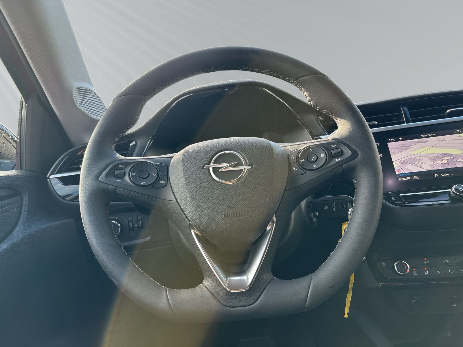 Corsa F Elegance 1.2+NAVI+PDC+KAMERA+ALLWETTER++