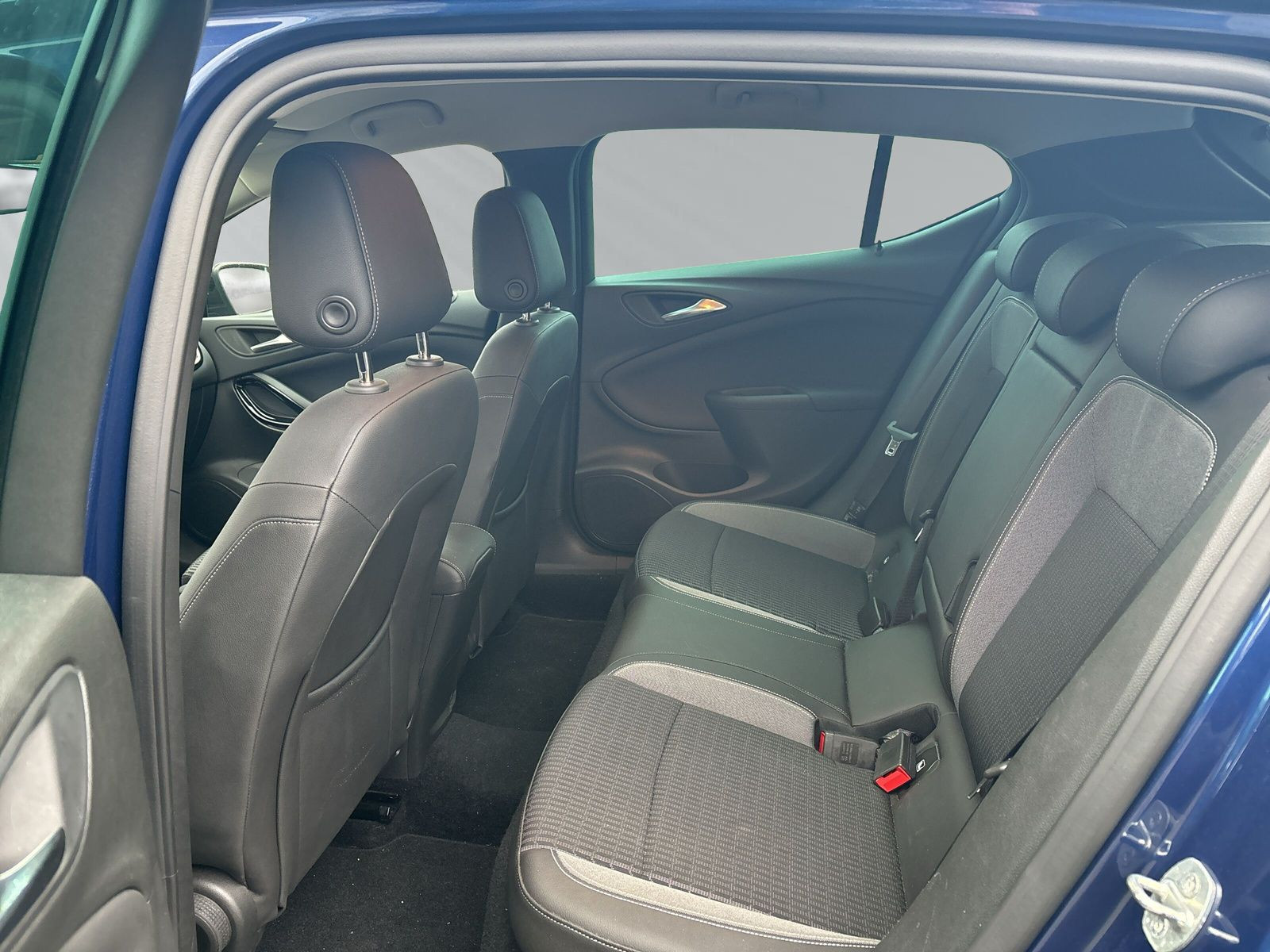 Astra K ELEGANCE +NAVI+4SEASON+PDC+SHZ+LHZ+