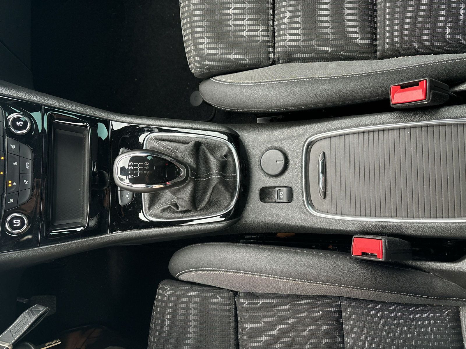 Astra K ELEGANCE +NAVI+4SEASON+PDC+SHZ+LHZ+