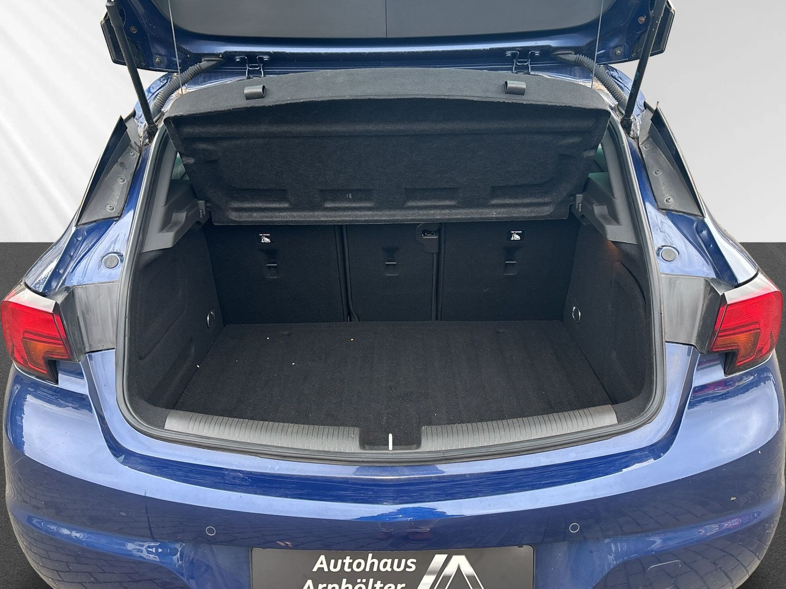 Astra K ELEGANCE +NAVI+4SEASON+PDC+SHZ+LHZ+