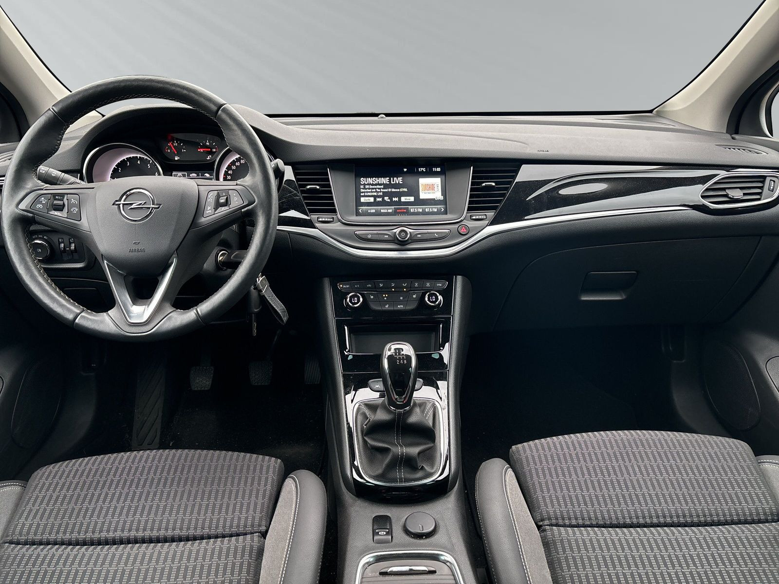 Astra K ELEGANCE +NAVI+4SEASON+PDC+SHZ+LHZ+