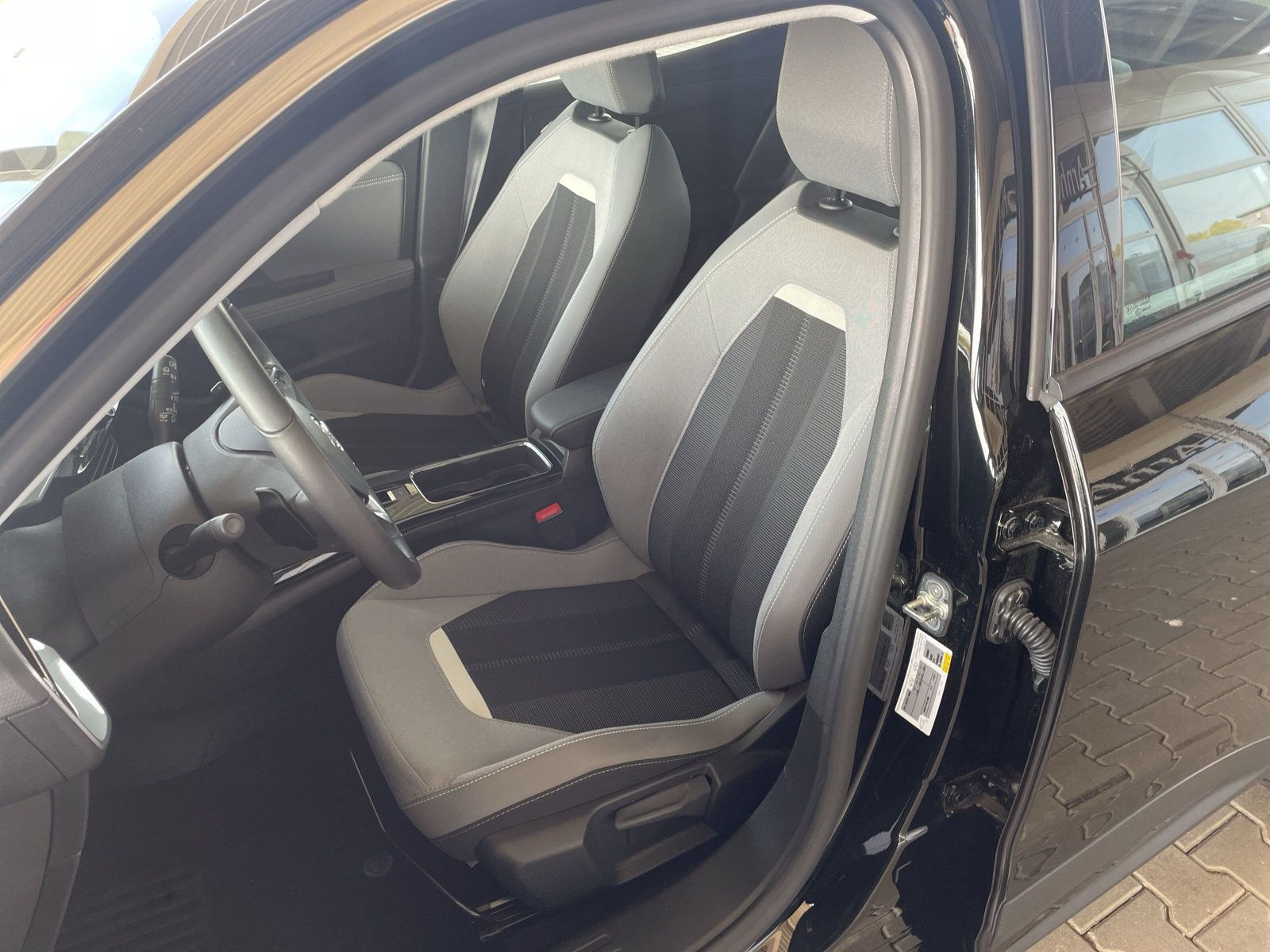 MOKKA 1.2 AT8 ELEGANCE NAVI+KAMERA+PDC+SHZ+LED+