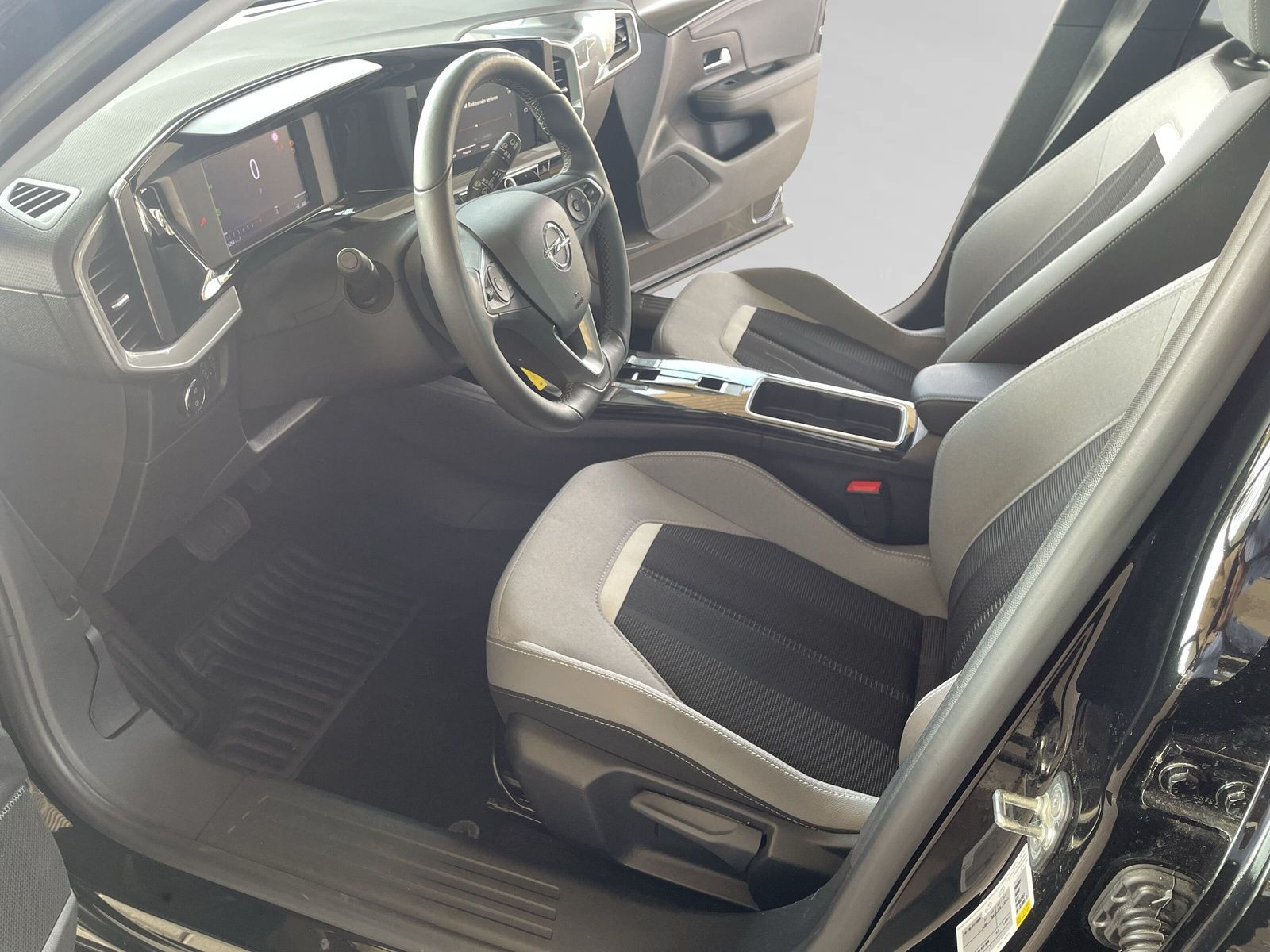 MOKKA 1.2 AT8 ELEGANCE NAVI+KAMERA+PDC+SHZ+LED+