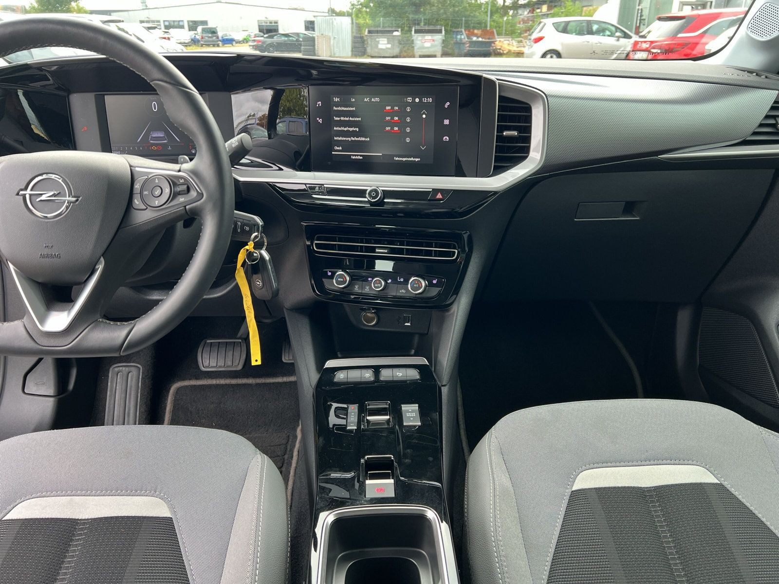 Mokka Elegance 130PS+NAVI+KAMERA+SITZHEIZ+PDC+++