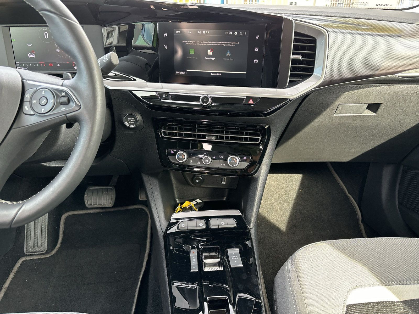 Mokka Elegance 130PS+NAVI+KAMERA+SITZHEIZ+PDC+++