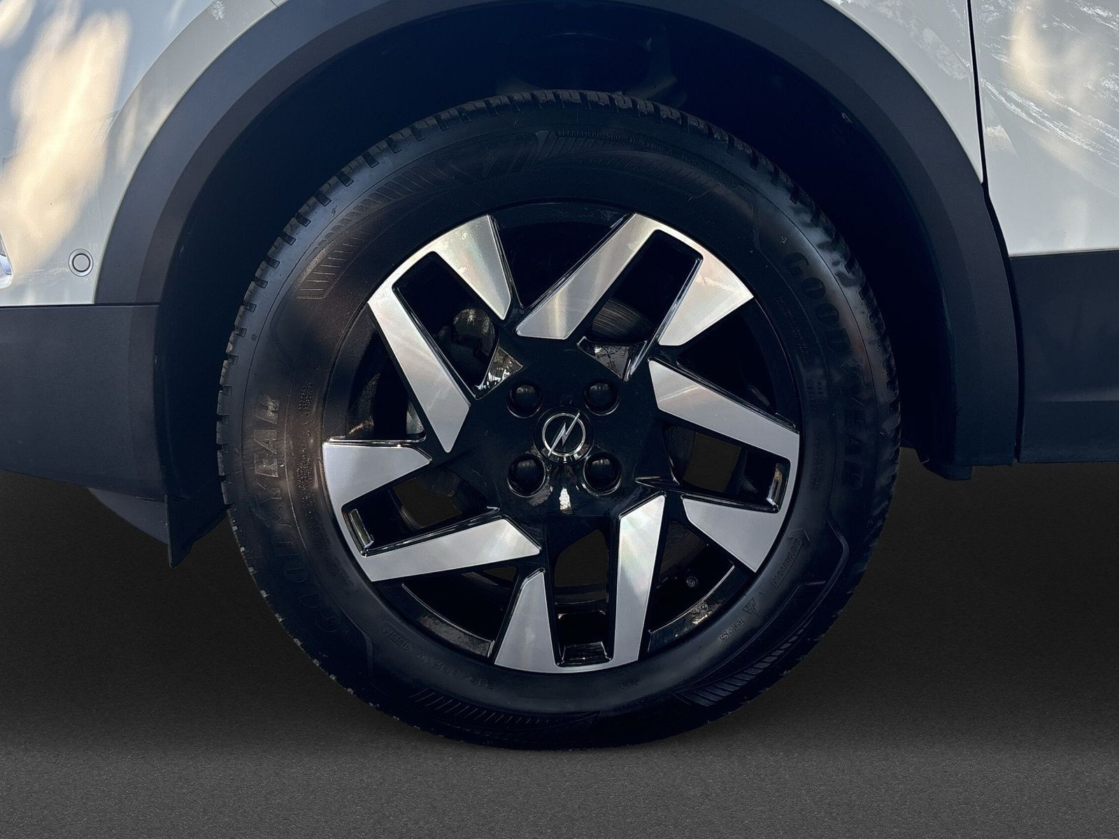 Mokka Elegance 130PS+NAVI+KAMERA+SITZHEIZ+PDC+++