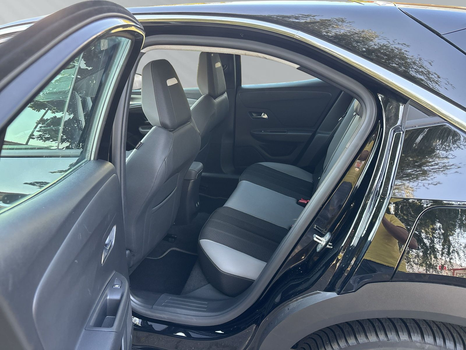 MOKKA 1.2 AT8 ELEGANCE NAVI+KAMERA+PDC+SHZ+LED+