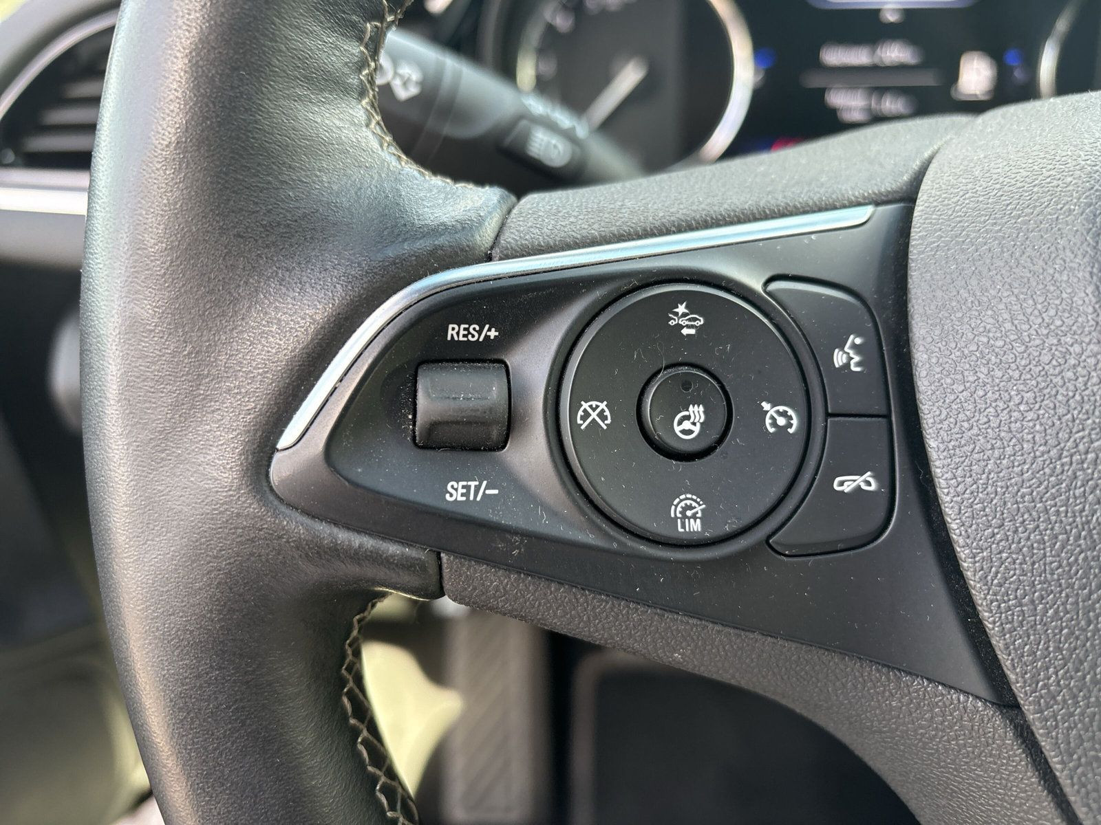 Insignia ST ELEGANCE 1.5D(90)MT6 S/Se +ALLWETTER