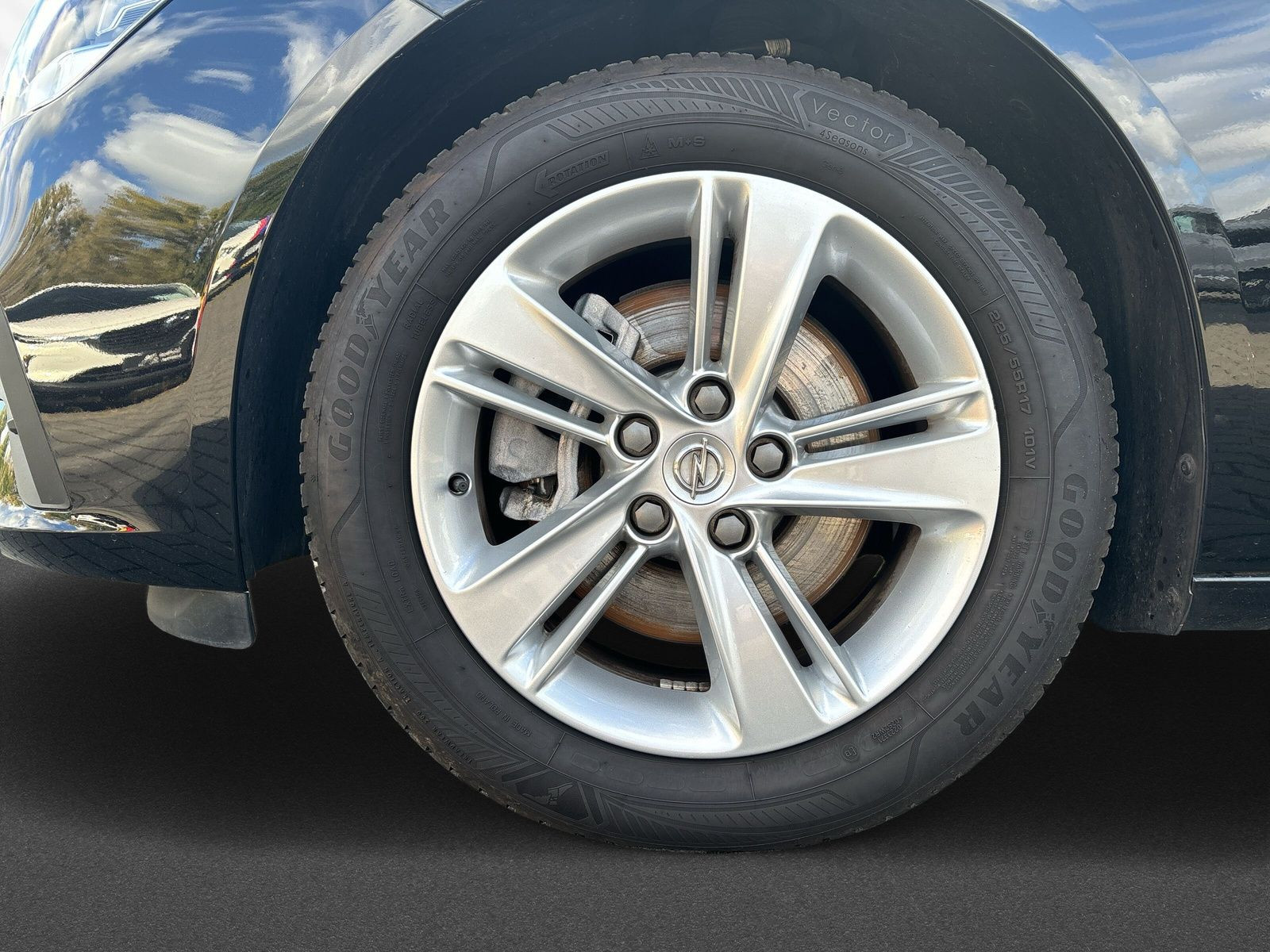 Insignia ST ELEGANCE 1.5D(90)MT6 S/Se +ALLWETTER