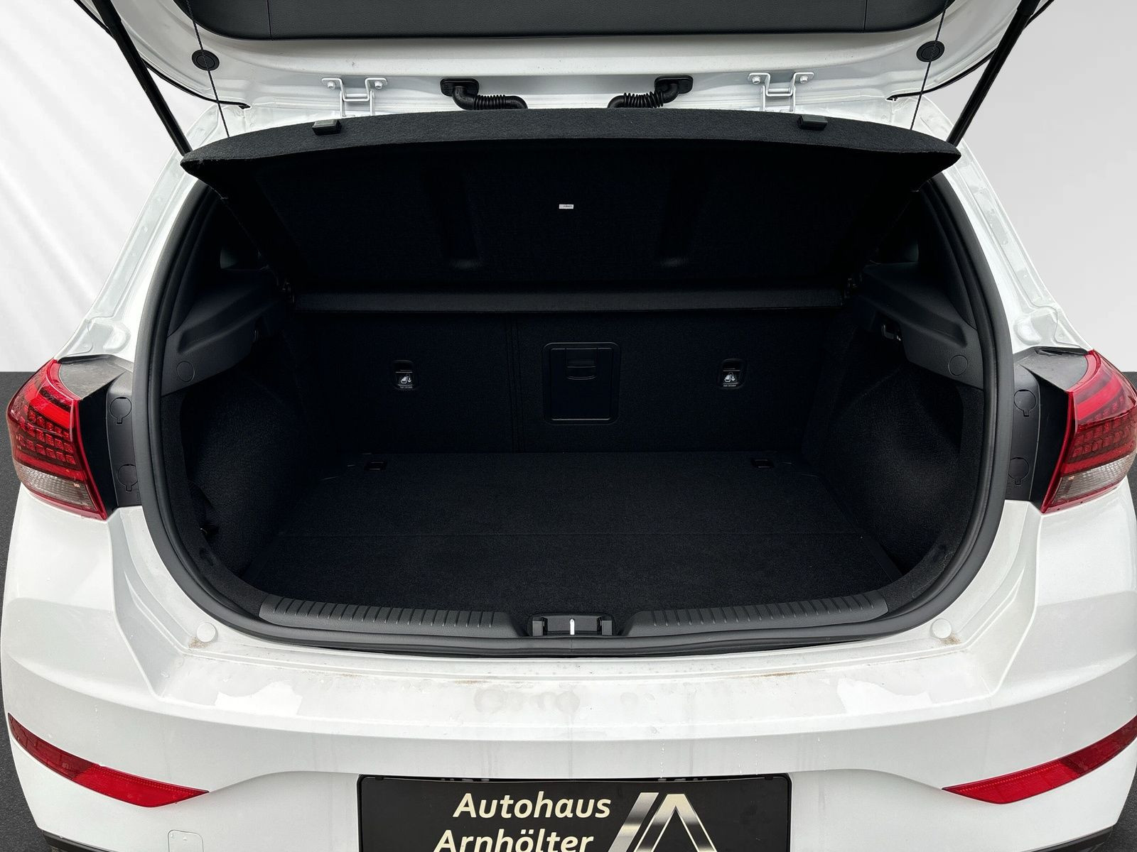 i30 5T MY25 1.0 7-DCT 2WD ADVANTAGE Plus- Paket+