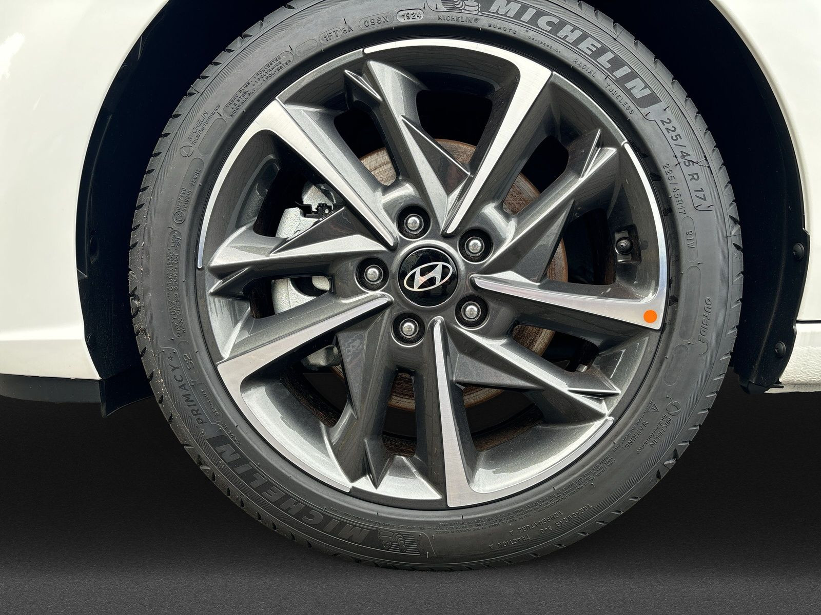 i30 5T MY25 1.0 7-DCT 2WD ADVANTAGE Plus- Paket+