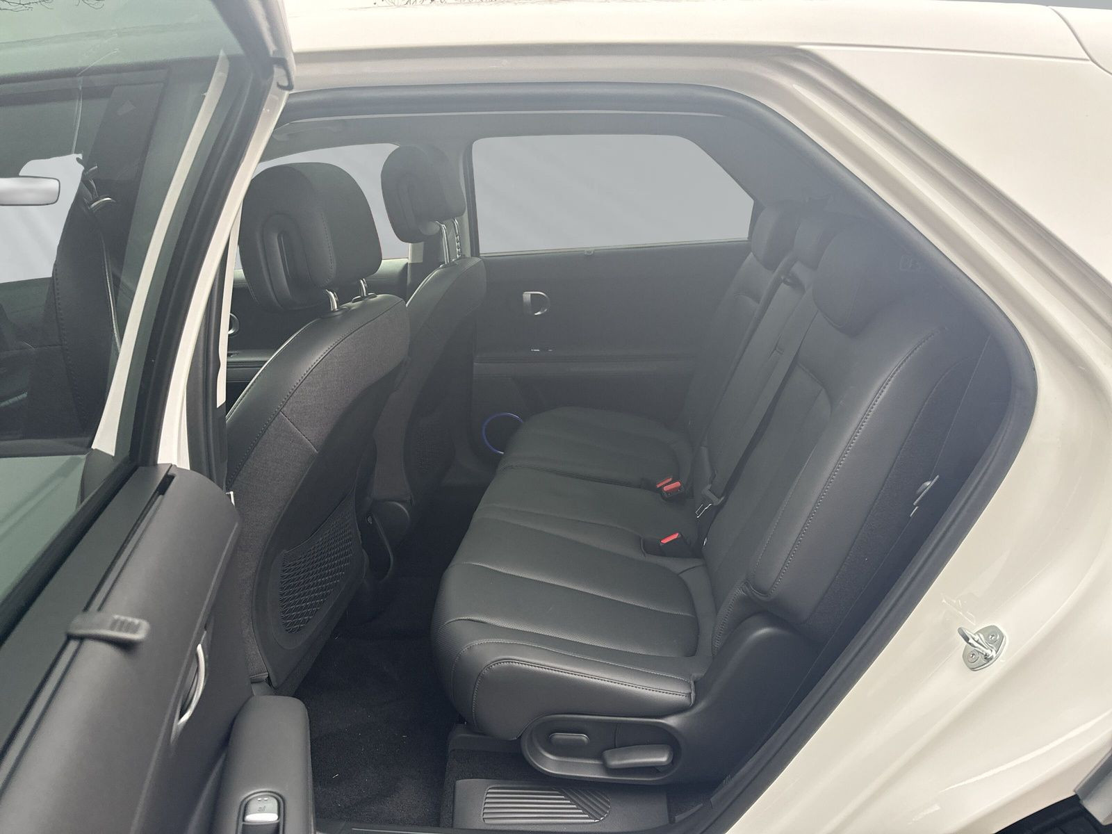 IONIQ 5 MJ24 mit Allrad 77,4kWh Batt. UNIQ-Paket