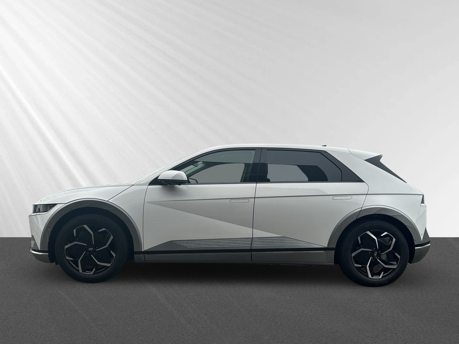 IONIQ 5 MJ24 mit Allrad 77,4kWh Batt. UNIQ-Paket
