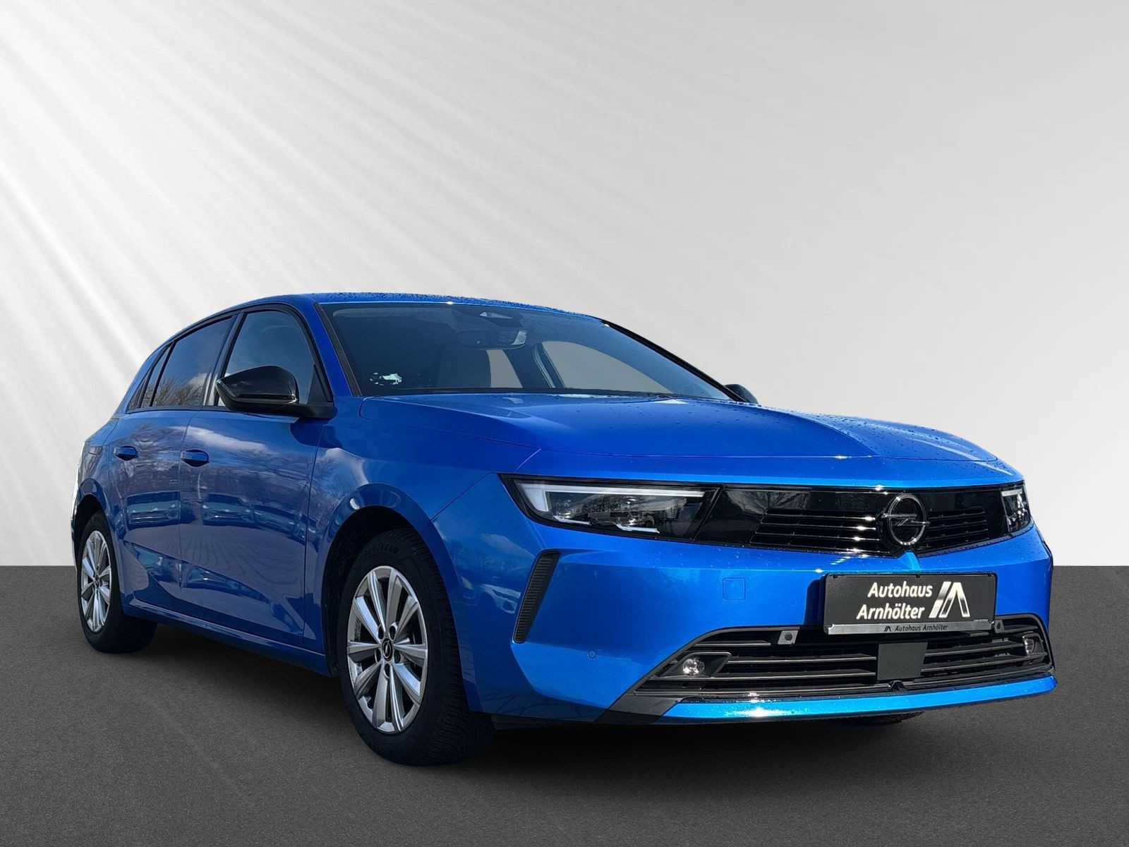 Astra Opel Astra L 5-T BUSI ELEG 1.2 Turbo S/S 96KW AT8