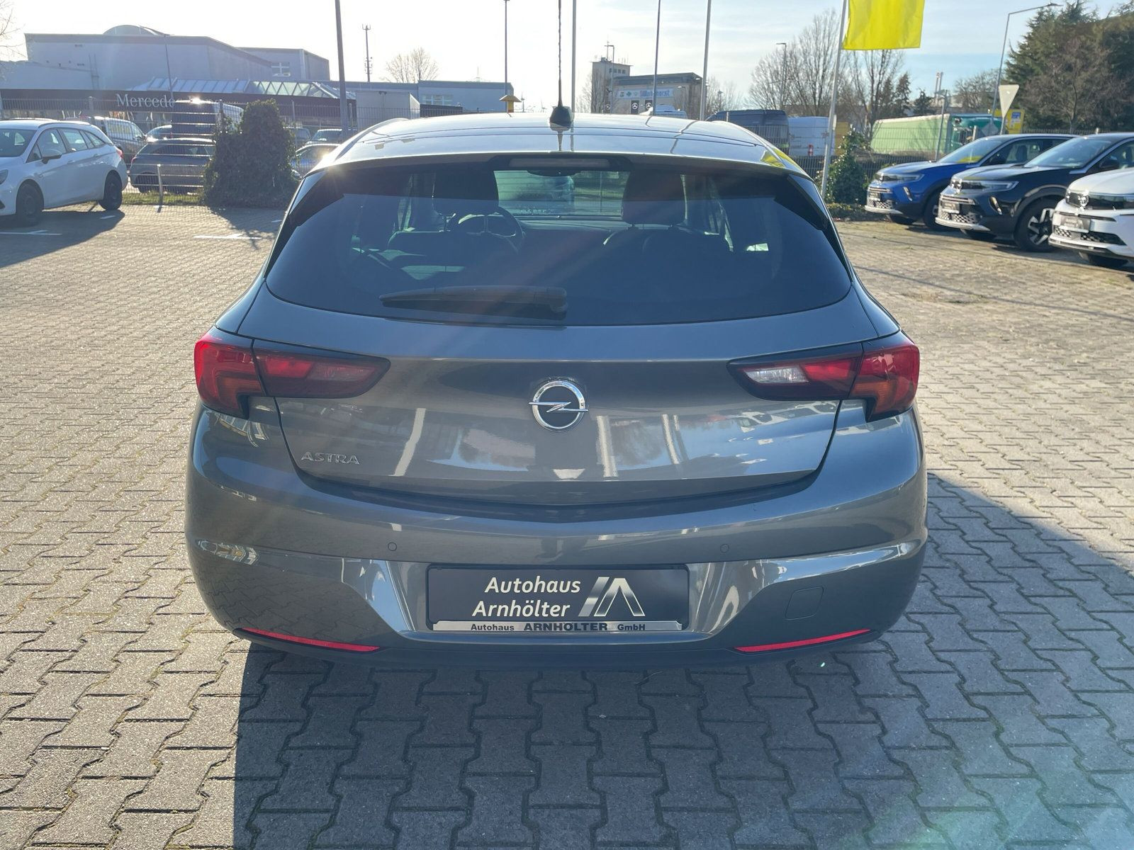 Astra K 5T 1.2 ELEGANCE KLIMA+PDC+KAMERA+SHZ+LHZ