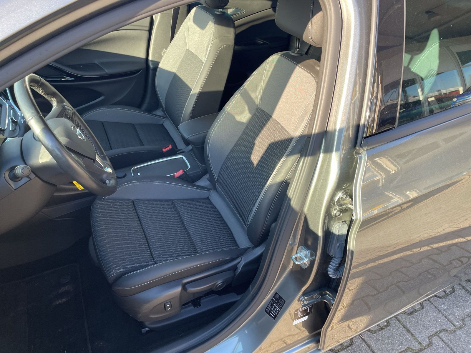 Astra K 5T 1.2 ELEGANCE KLIMA+PDC+KAMERA+SHZ+LHZ