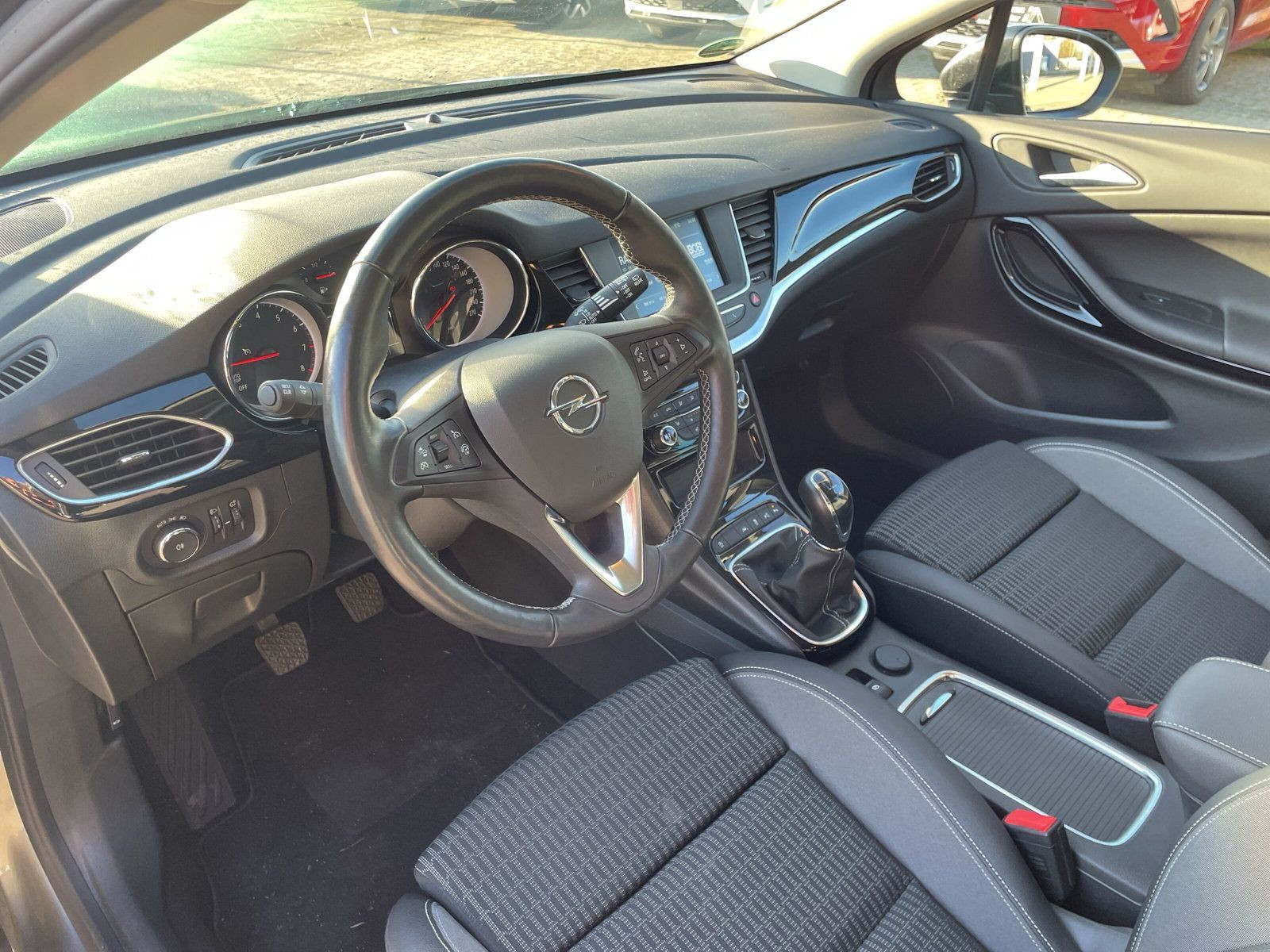 Astra K 5T 1.2 ELEGANCE KLIMA+PDC+KAMERA+SHZ+LHZ