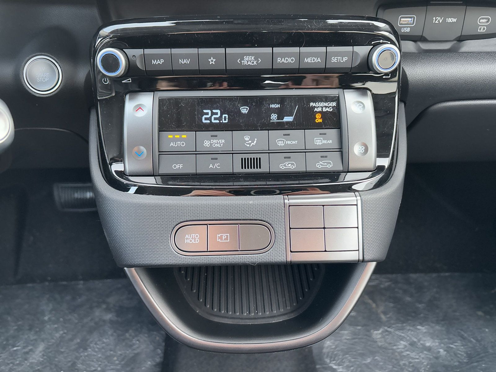 INSTER MY25 42 kWh 97 PS SELECT +PDC+NAVI+KAMERA
