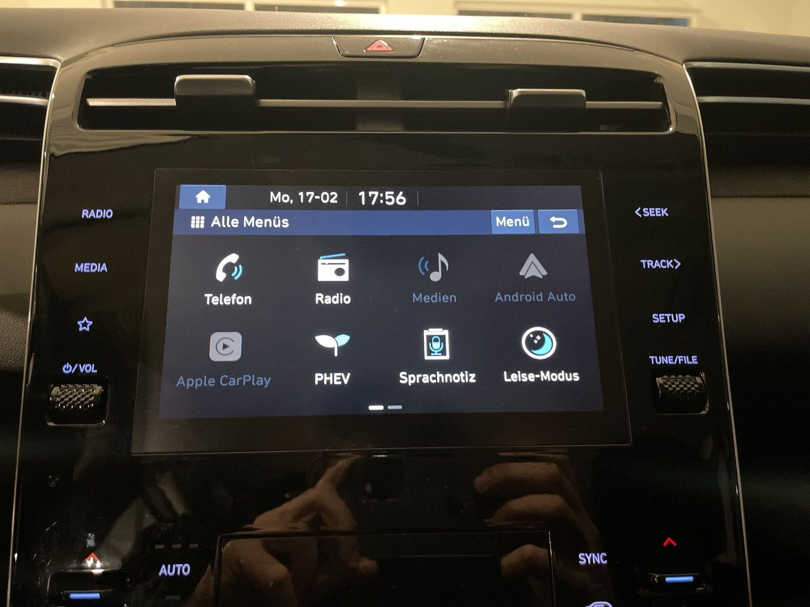 TUCSON Plug-in1.6 T-GDi 265PS 6-AT 4WD+BASIS+PDC+