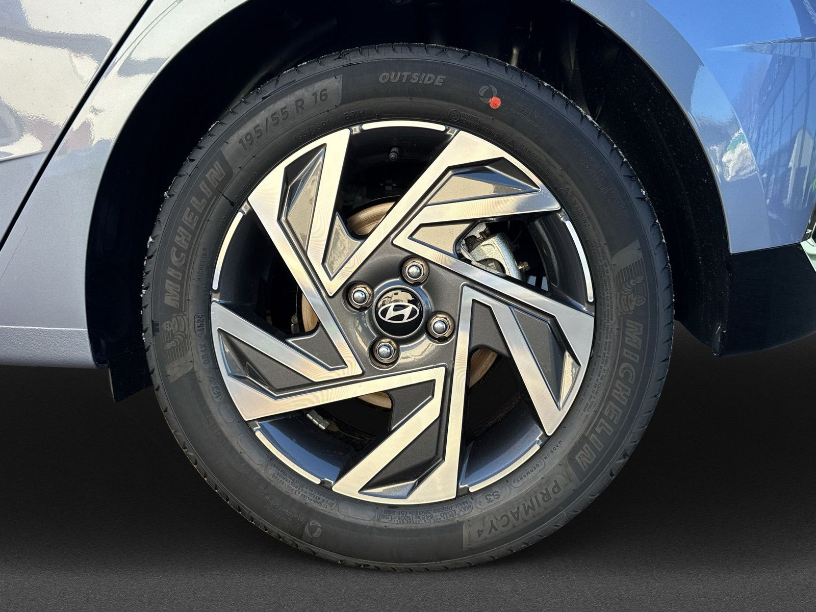 i20 FL MY25 T-GDI 100 PS 6-MT 2WD Trend+KOMFORTP