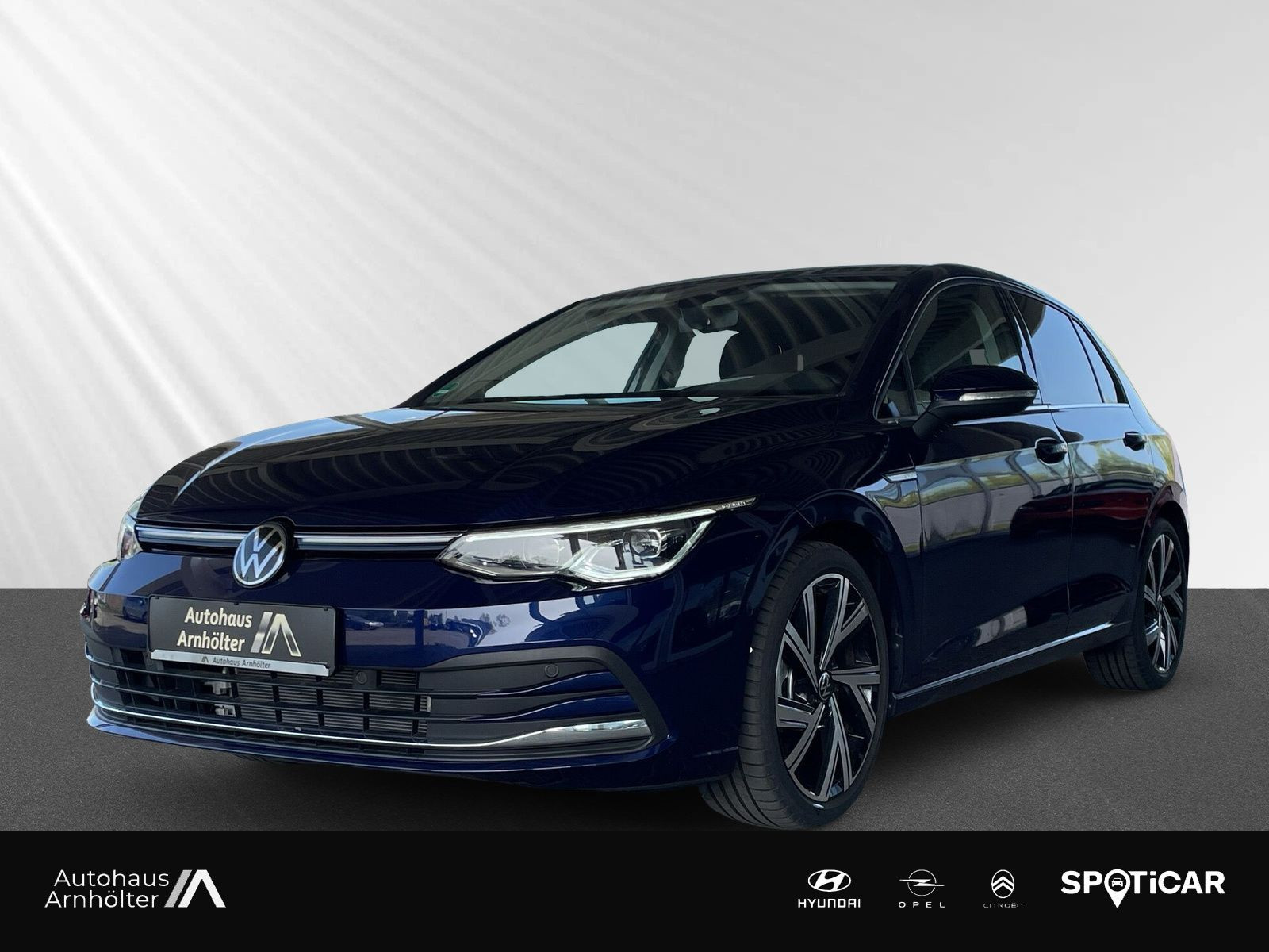 Golf VIII 1.5 eTSI STYLE KLIMA+PDC+KAMERA+SHZ+++