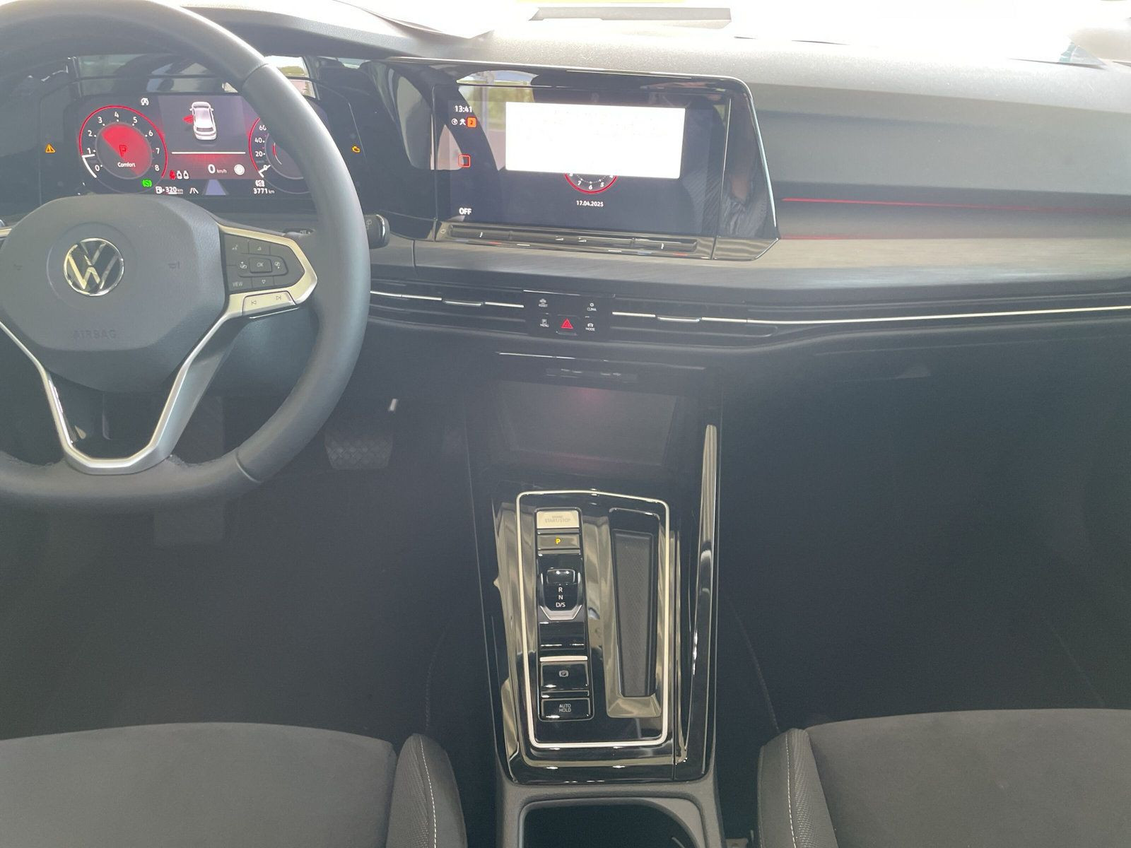 Golf VIII 1.5 eTSI STYLE KLIMA+PDC+KAMERA+SHZ+++